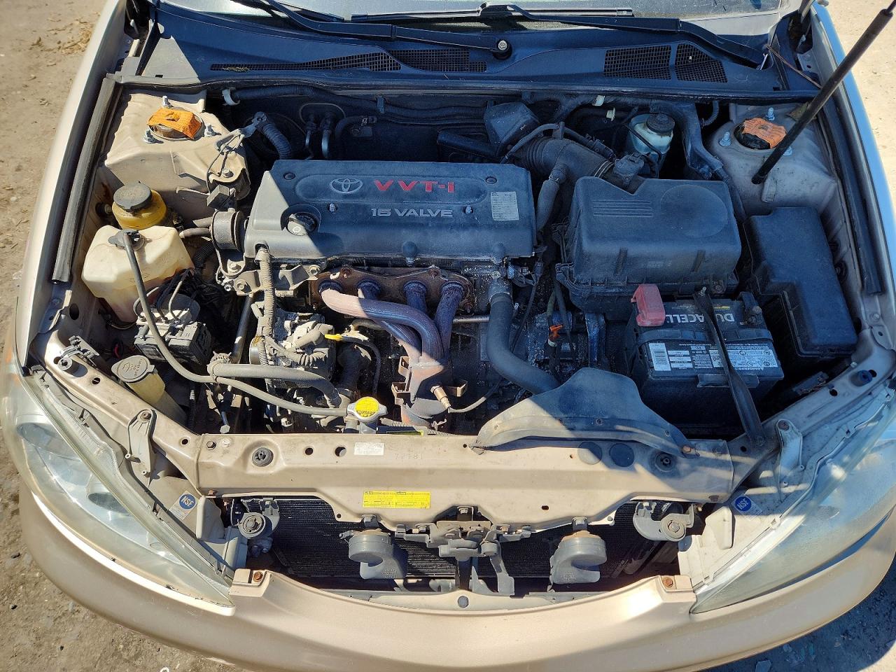 2006 Toyota Camry Le Gold vin: 4T1BE32K66U675830