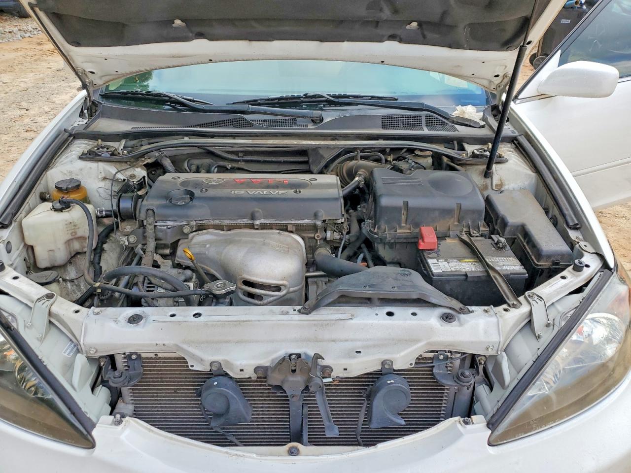 2002 Toyota Camry Se White vin: 4T1BE32K72U019436