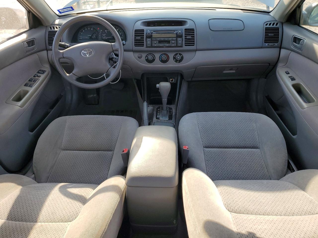 2002 Toyota Camry Le Silver vin: 4T1BE32K72U032753