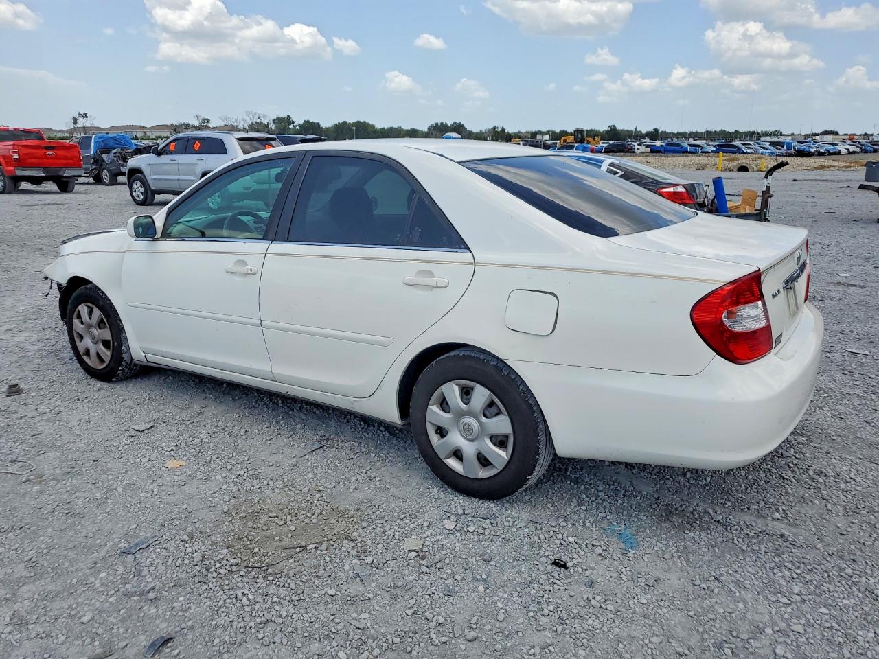 2002 Toyota Camry Le Белый vin: 4T1BE32K72U042943