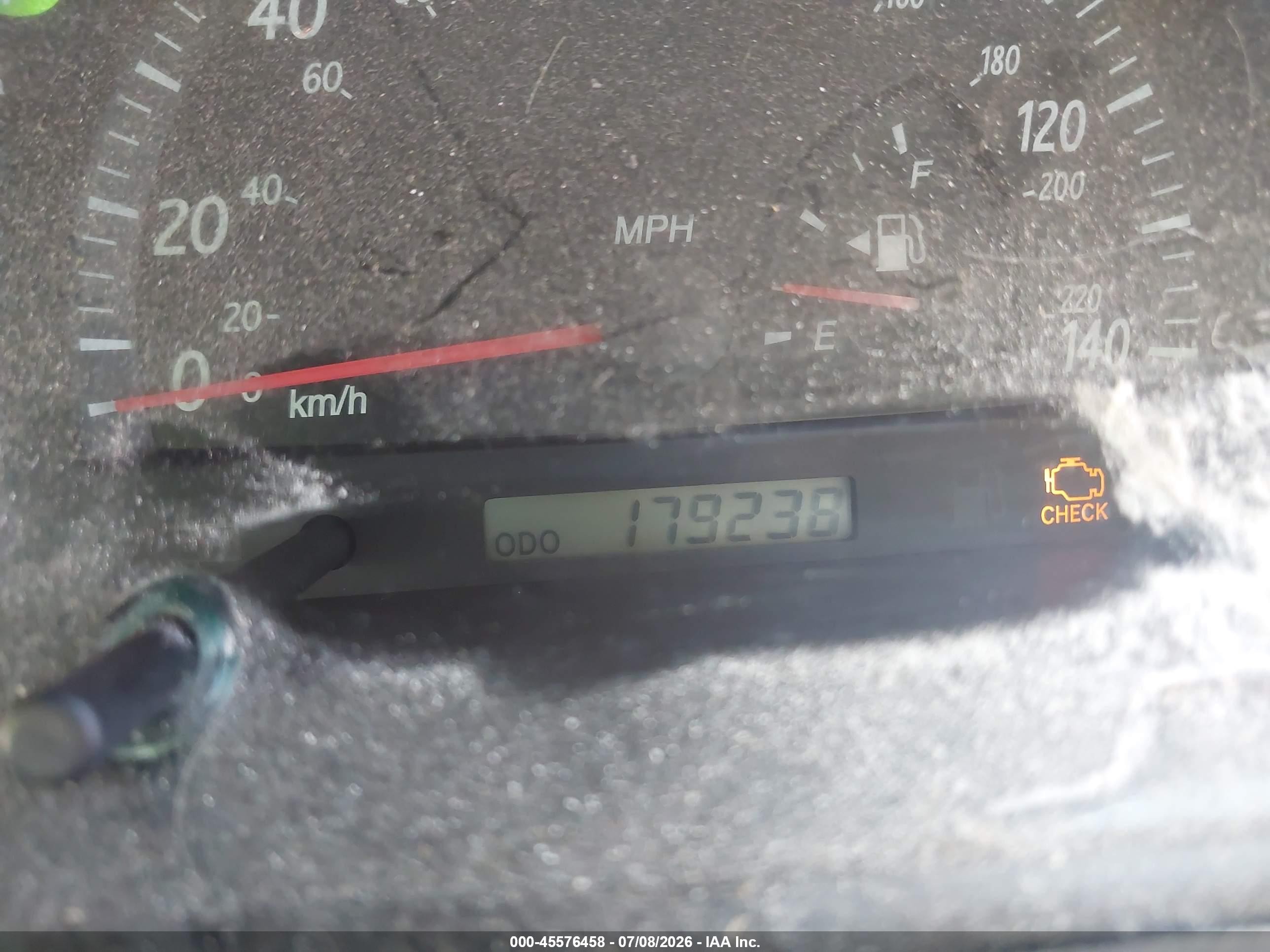 2002 Toyota Camry Le Золотой vin: 4T1BE32K72U056891