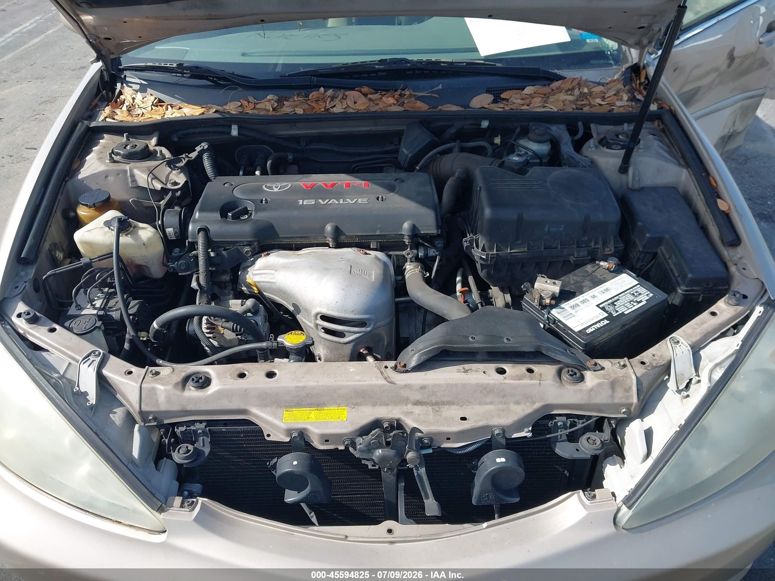 2002 Toyota Camry Xle Gold vin: 4T1BE32K72U524649
