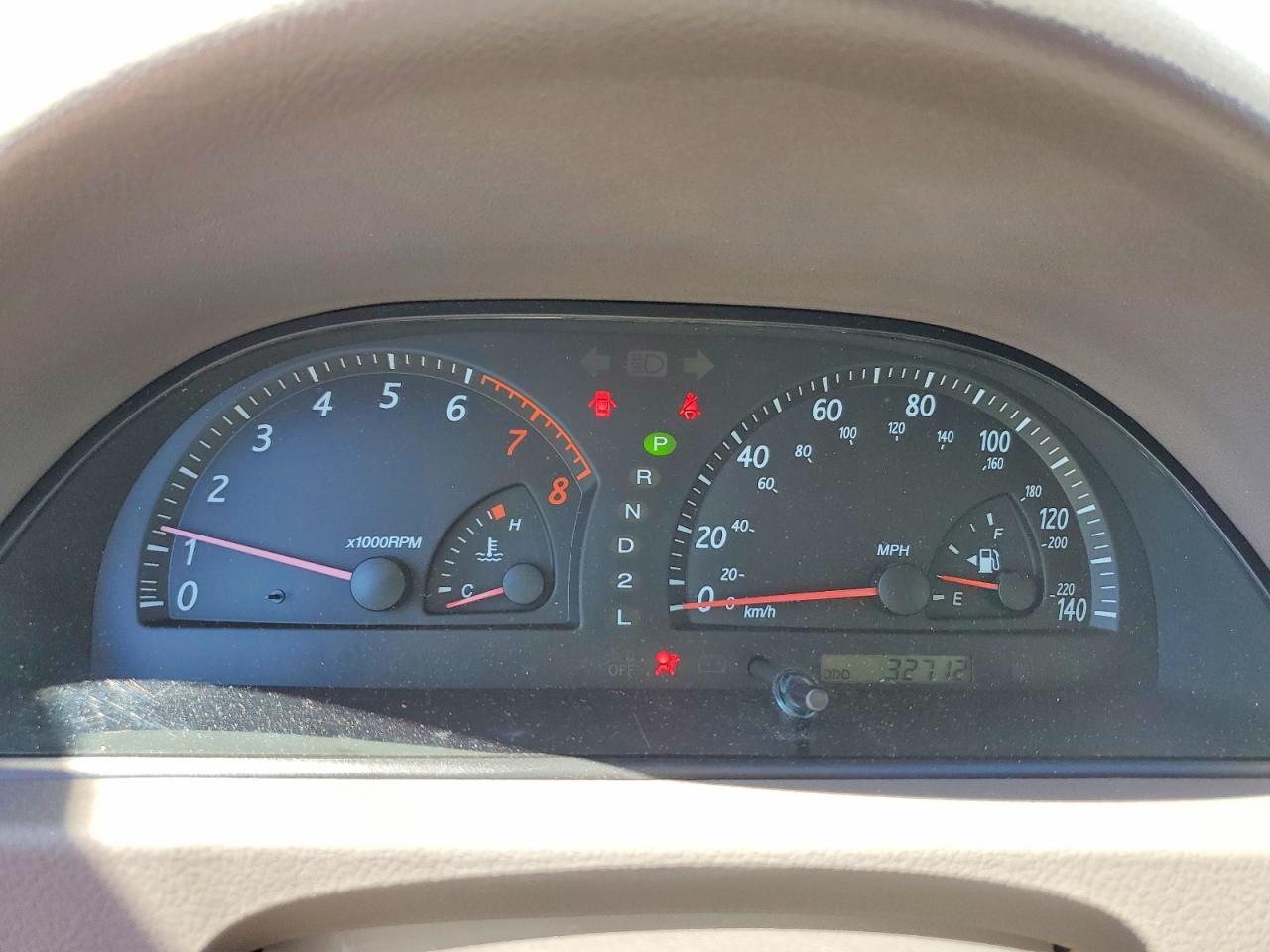 2002 Toyota Camry Le Gray vin: 4T1BE32K72U533920