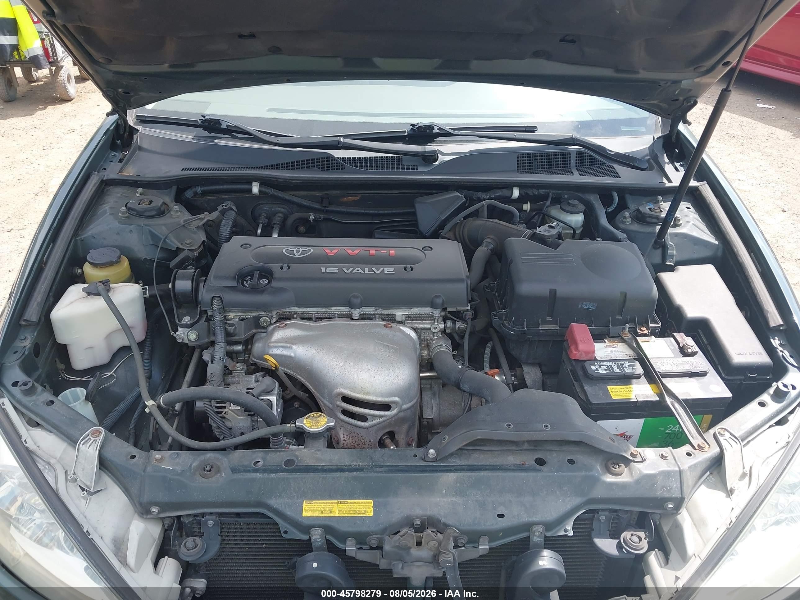 2002 Toyota Camry Le Green vin: 4T1BE32K72U542259