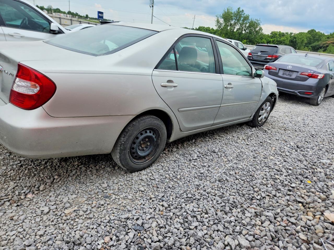 2002 Toyota Camry Le Серый vin: 4T1BE32K72U553293