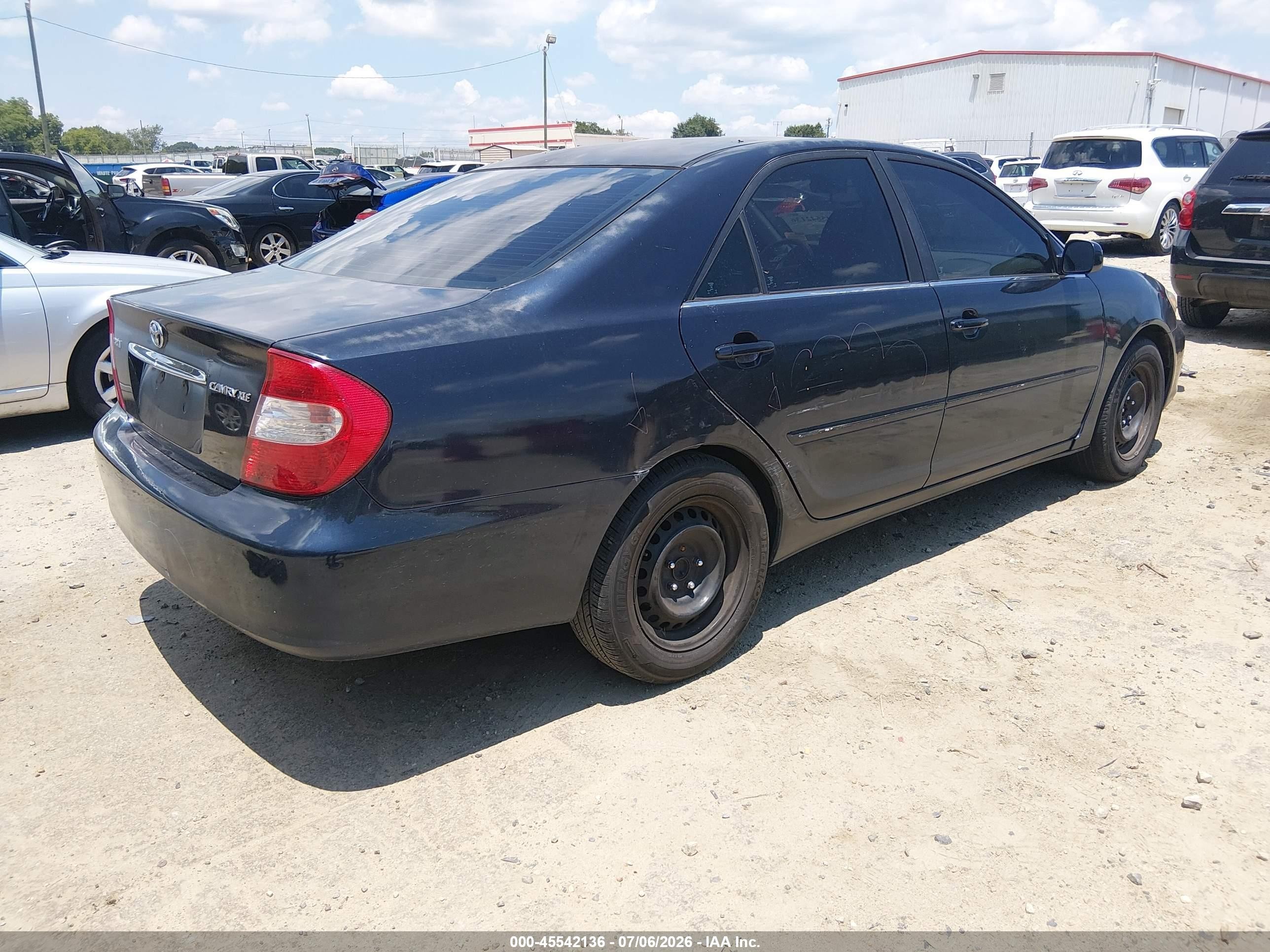 2002 Toyota Camry Xle Blue vin: 4T1BE32K72U560986