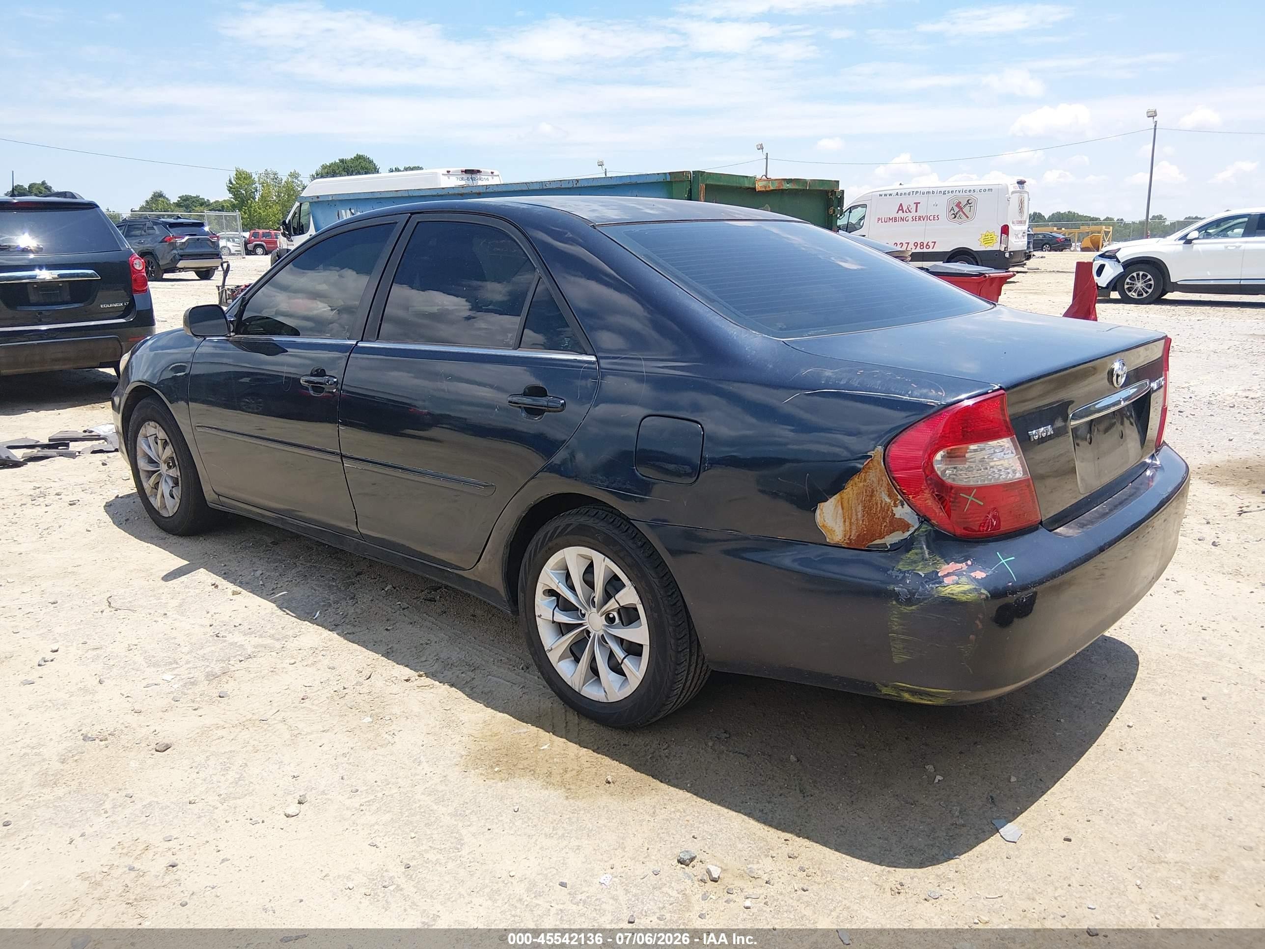 2002 Toyota Camry Xle Blue vin: 4T1BE32K72U560986