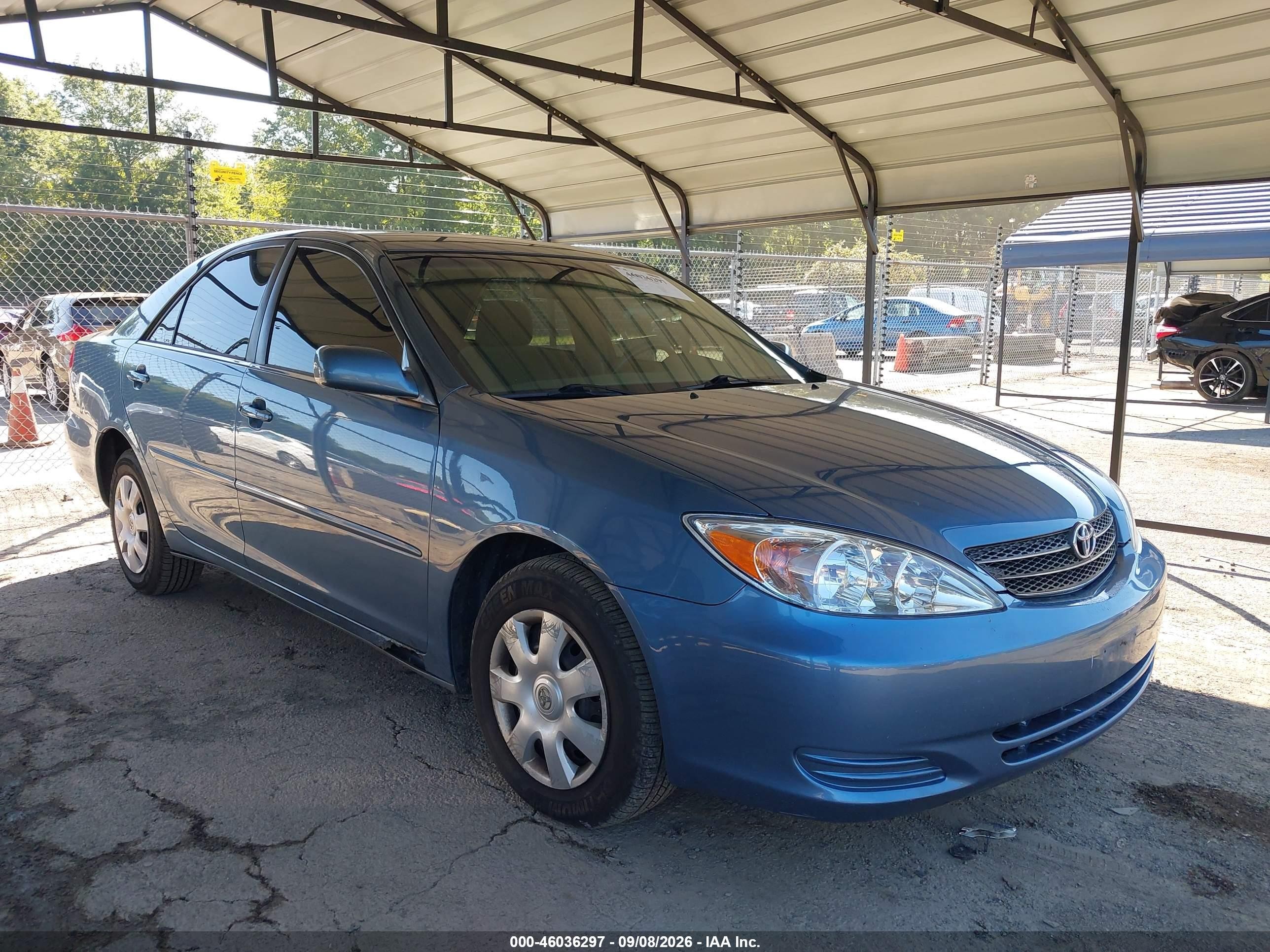 2002 Toyota Camry Le Blue vin: 4T1BE32K72U634343
