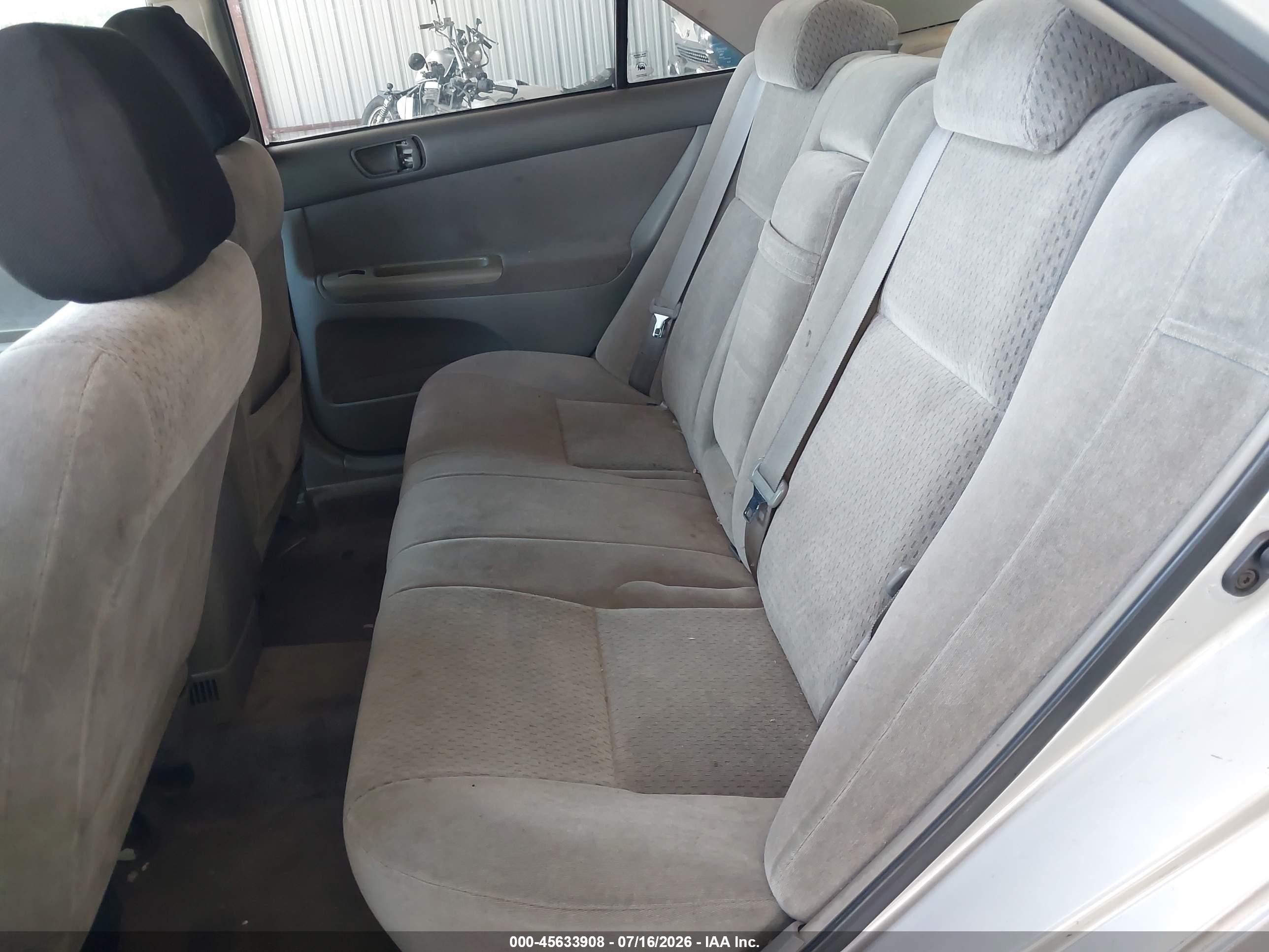 2003 Toyota Camry Le Серебряный vin: 4T1BE32K73U162484