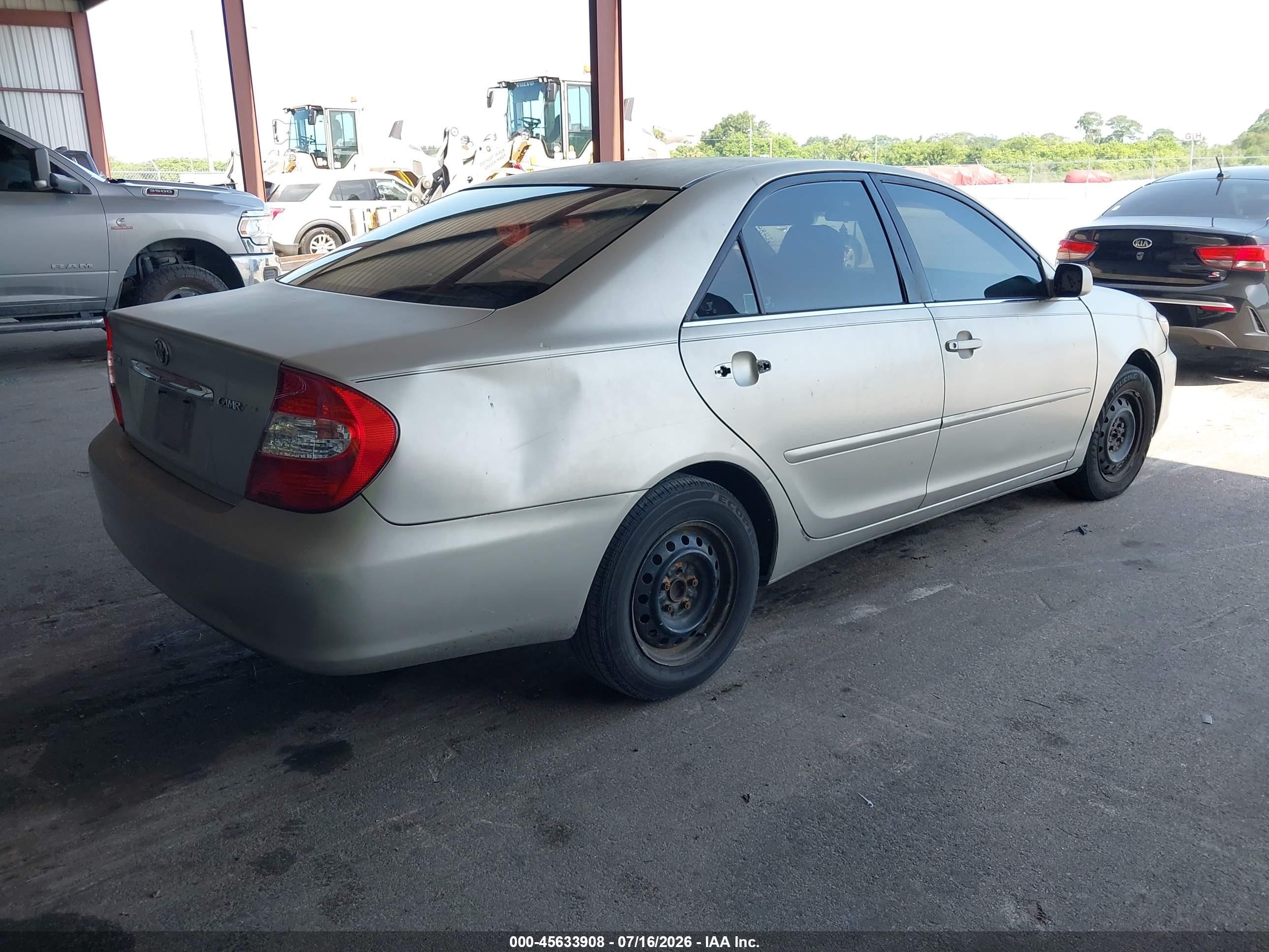 2003 Toyota Camry Le Серебряный vin: 4T1BE32K73U162484