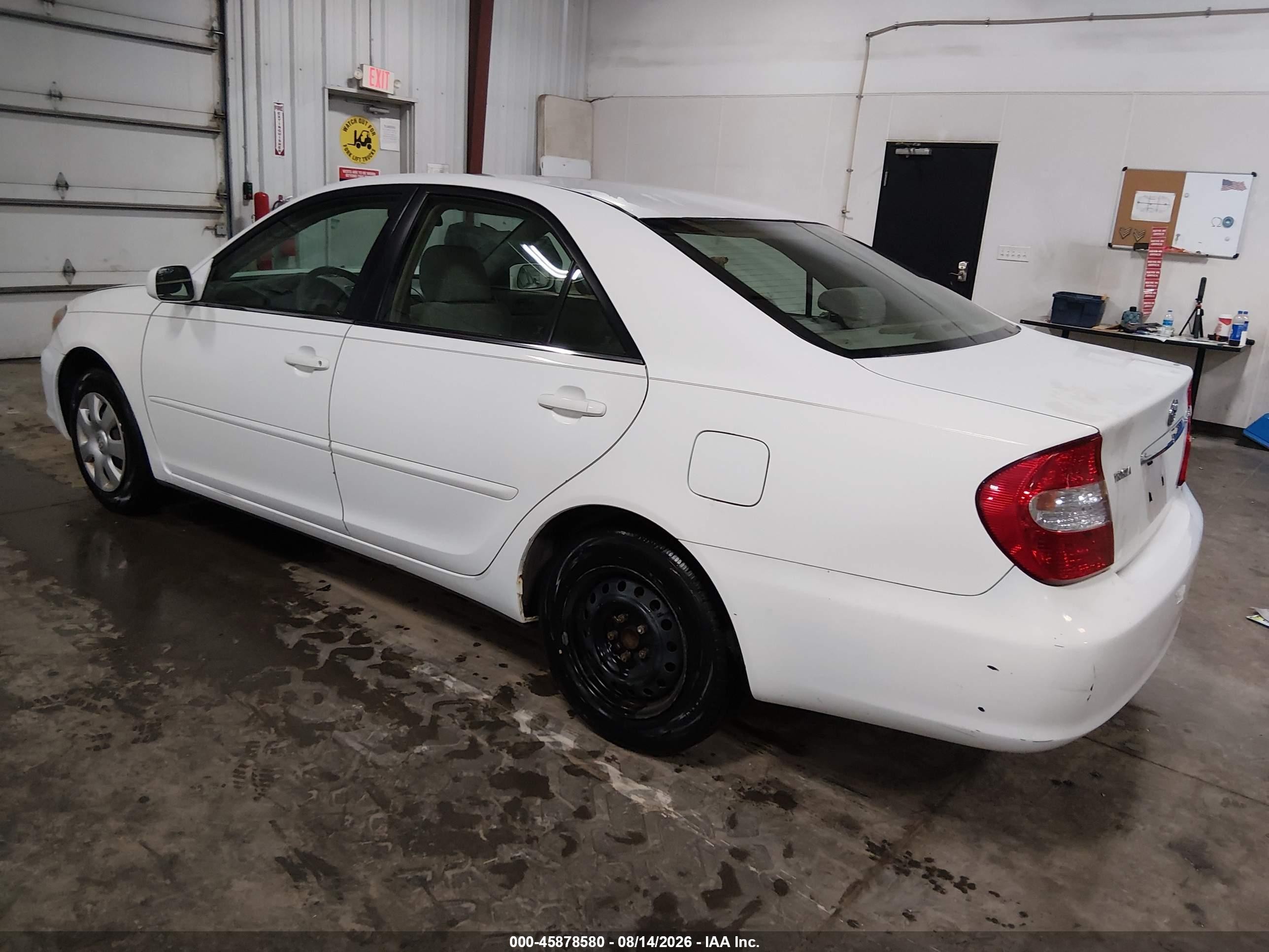 2003 Toyota Camry Le White vin: 4T1BE32K73U185165