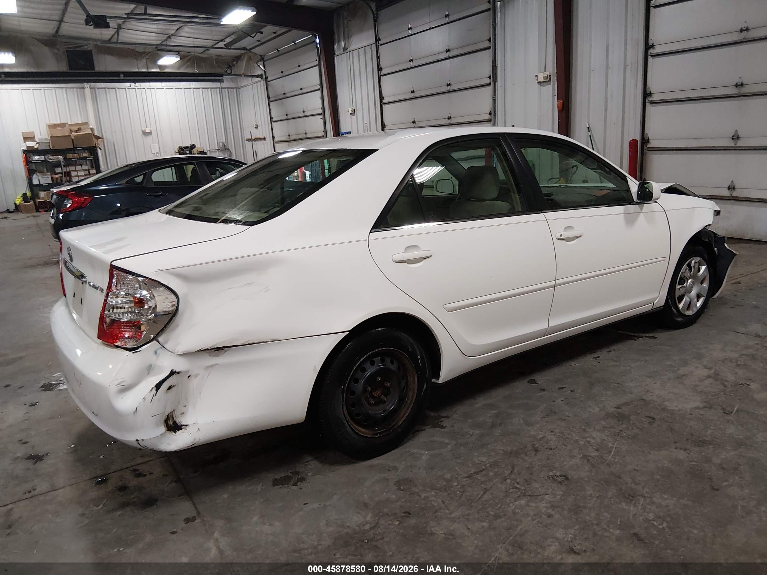 2003 Toyota Camry Le White vin: 4T1BE32K73U185165