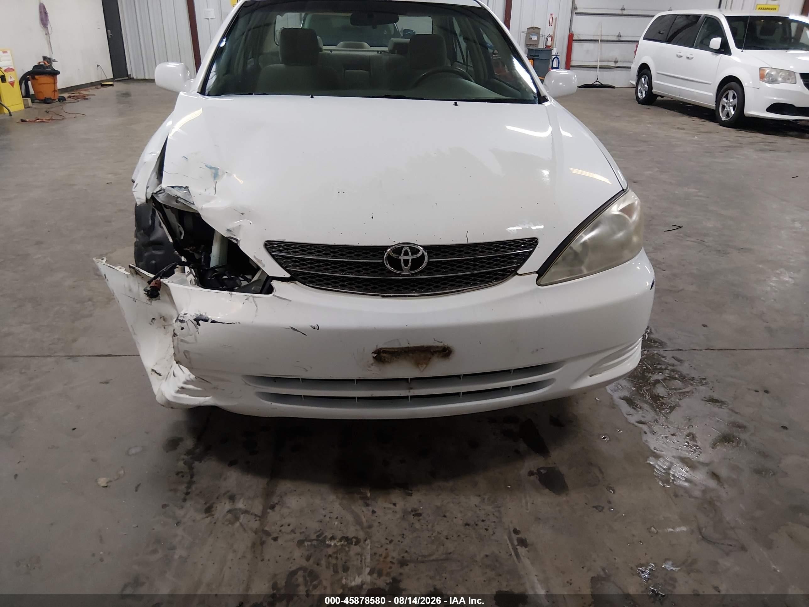 2003 Toyota Camry Le White vin: 4T1BE32K73U185165