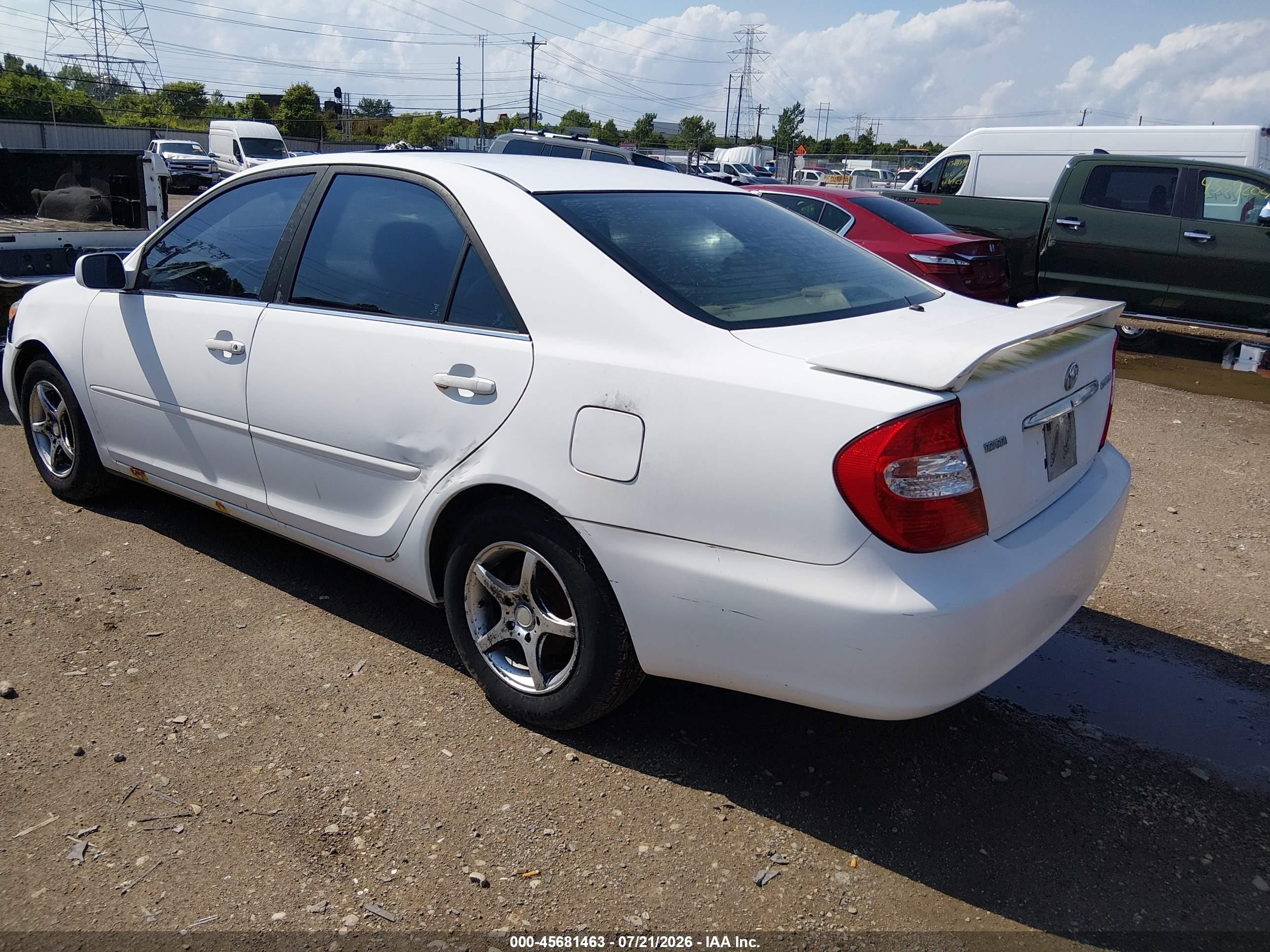 2003 Toyota Camry Le/xle/se White vin: 4T1BE32K73U213238