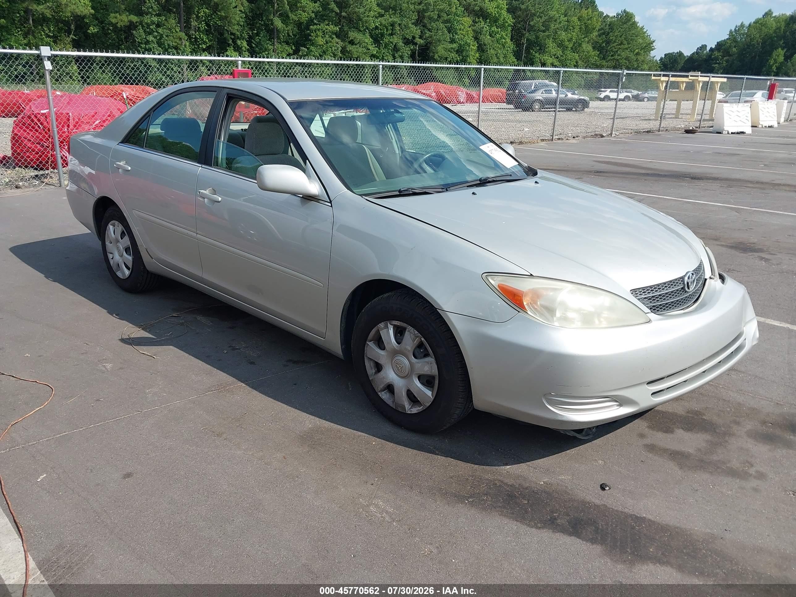 2003 Toyota Camry Le Silver vin: 4T1BE32K73U233943