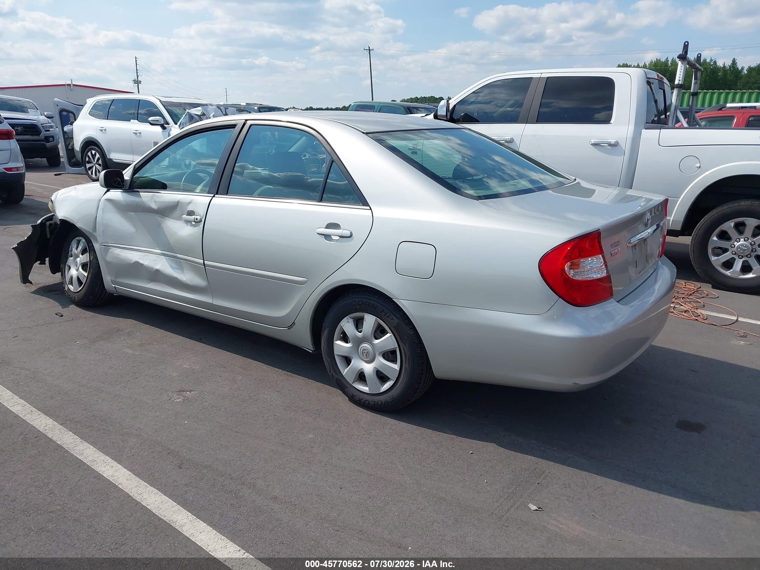2003 Toyota Camry Le Silver vin: 4T1BE32K73U233943