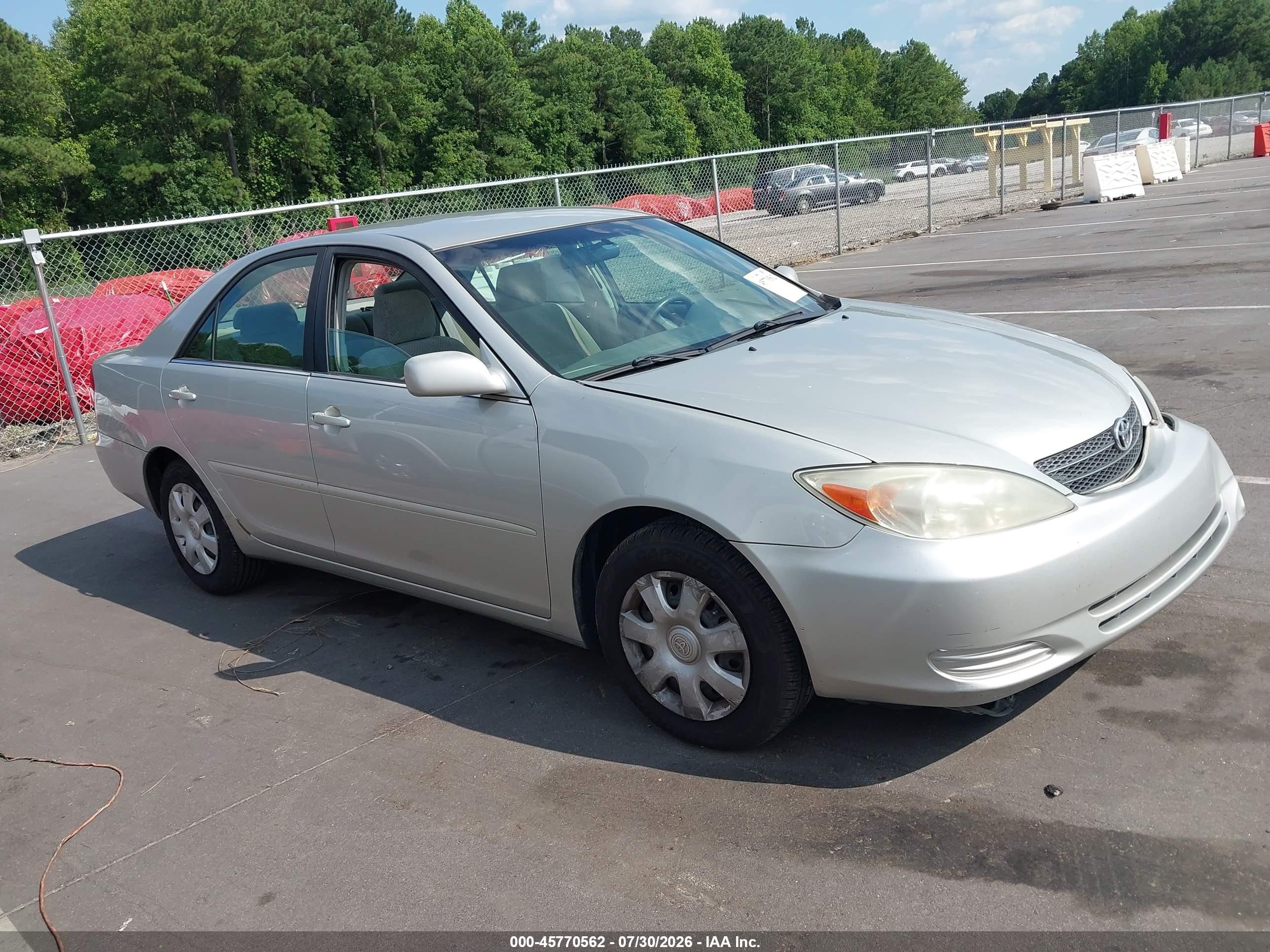 2003 Toyota Camry Le Silver vin: 4T1BE32K73U233943