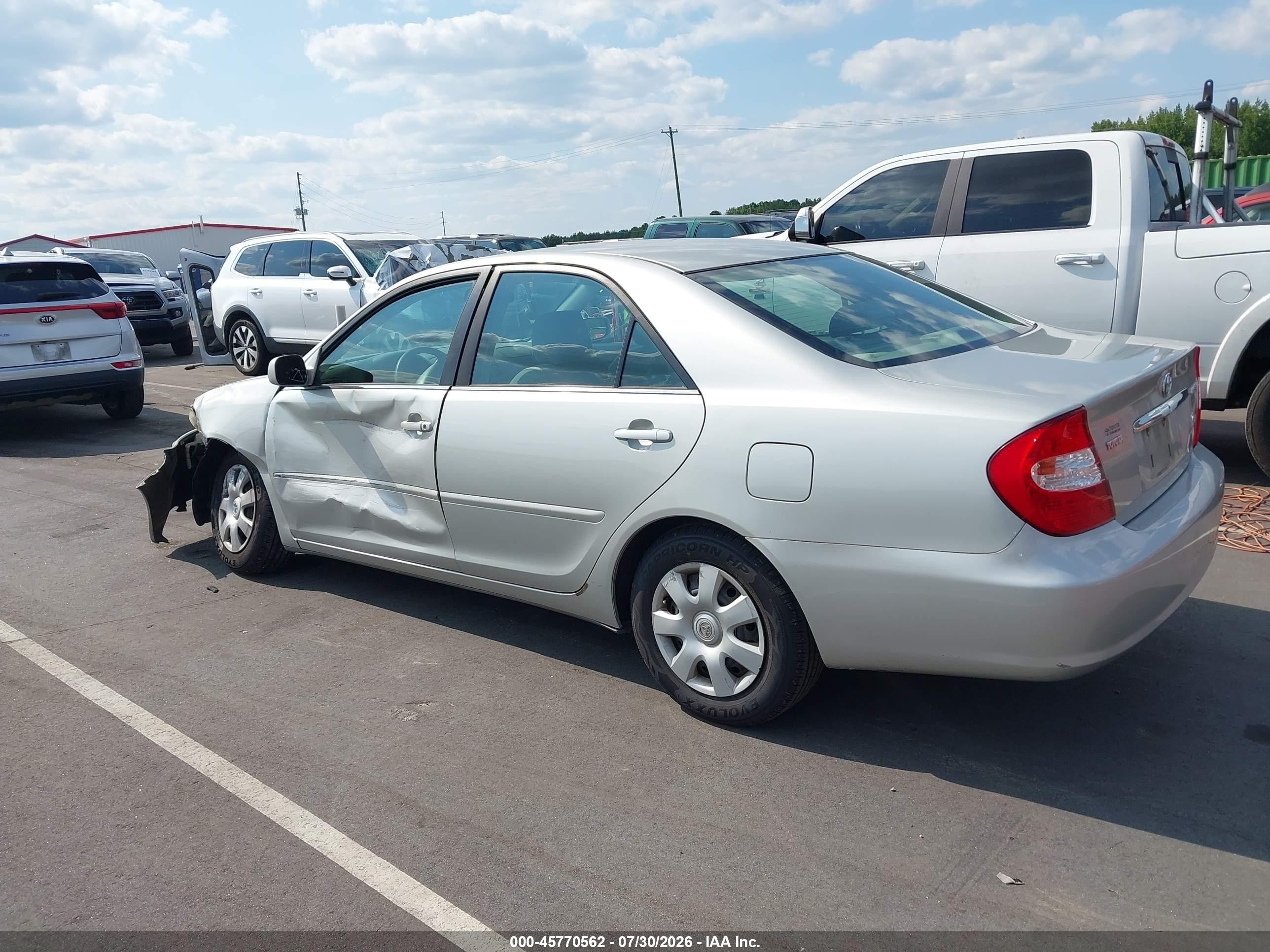 2003 Toyota Camry Le Silver vin: 4T1BE32K73U233943