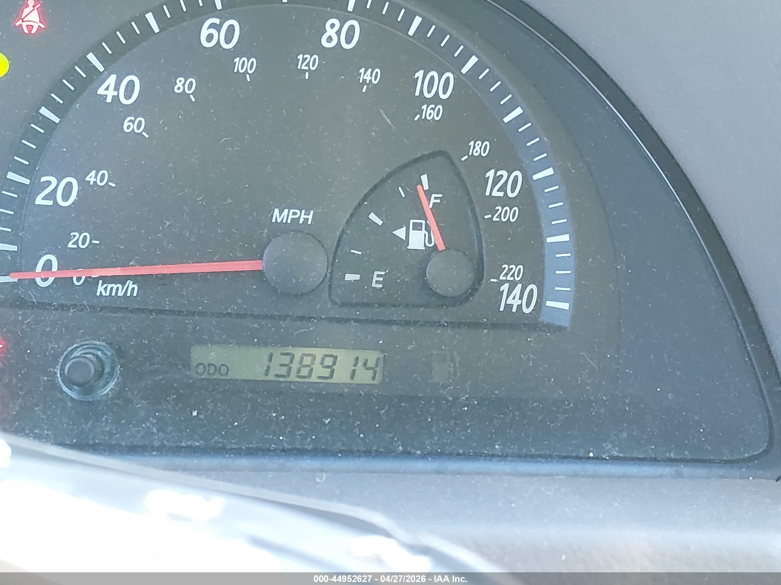 2003 Toyota Camry Le Brown vin: 4T1BE32K73U652567
