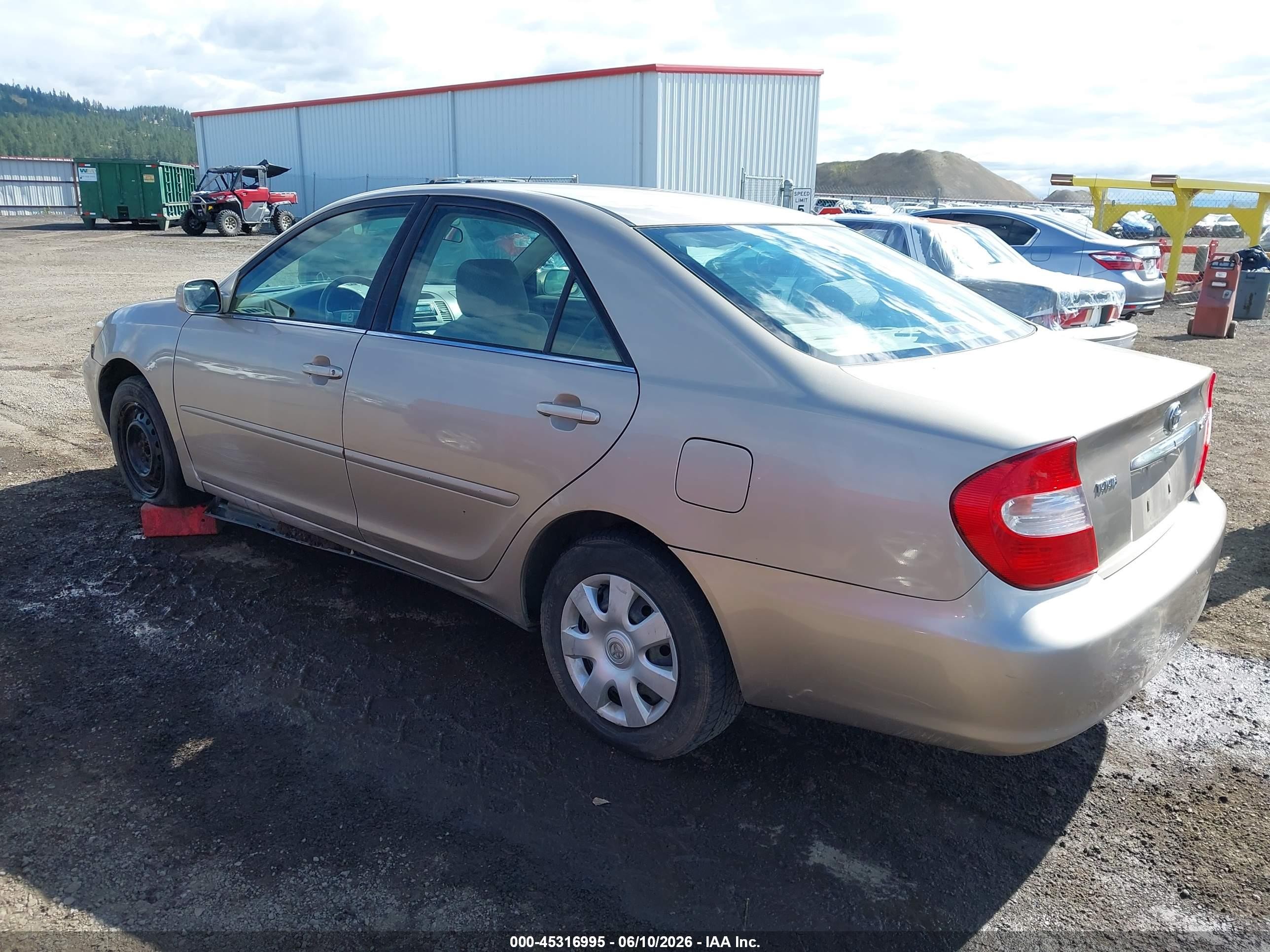 2003 Toyota Camry Le Brown vin: 4T1BE32K73U722553