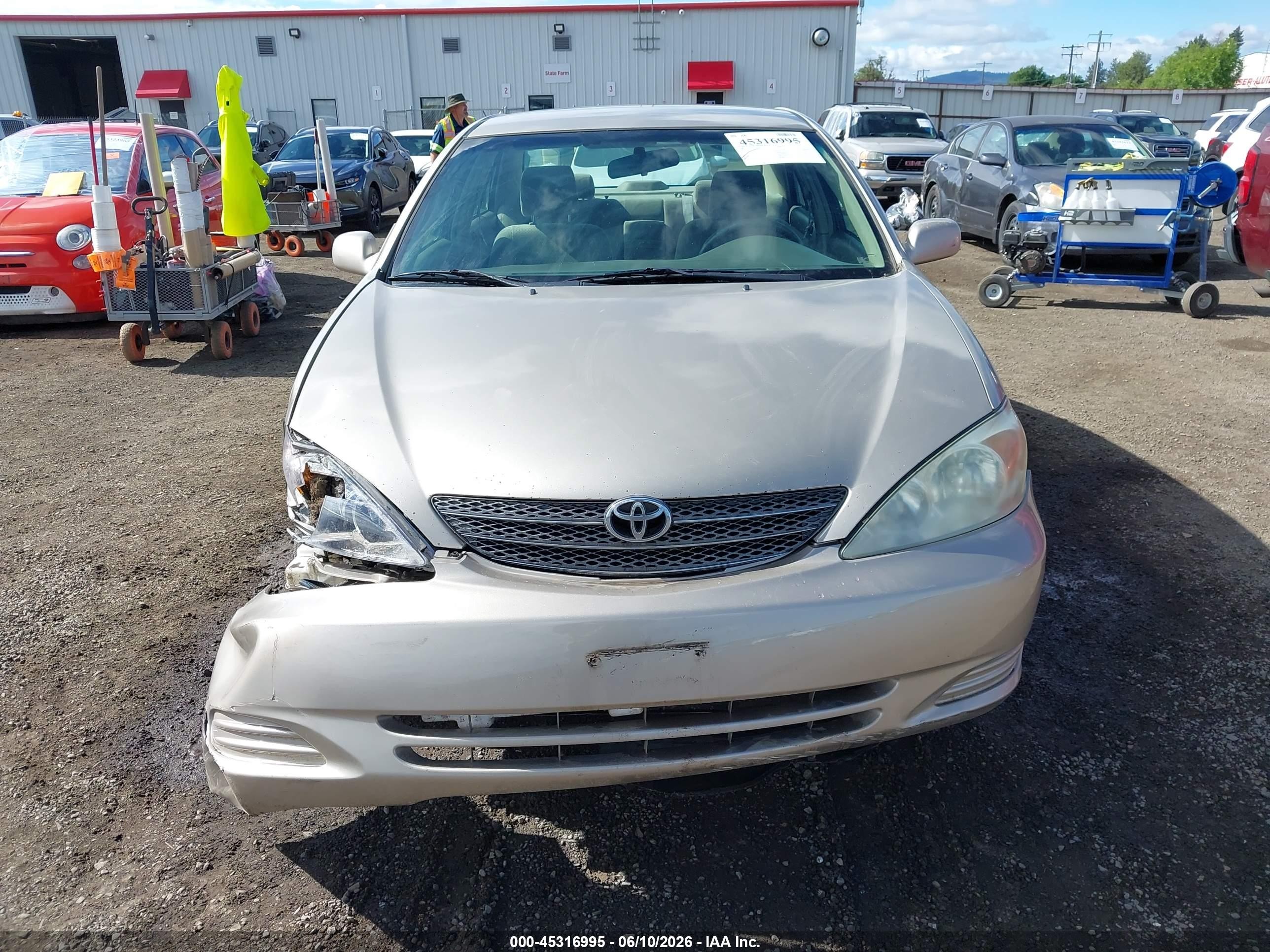 2003 Toyota Camry Le Brown vin: 4T1BE32K73U722553