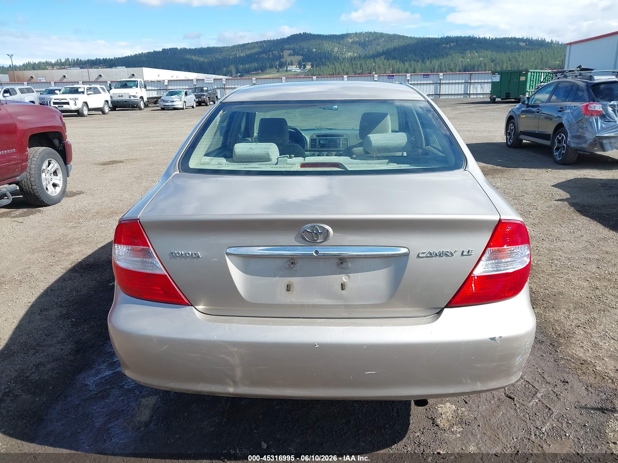 2003 Toyota Camry Le Brown vin: 4T1BE32K73U722553