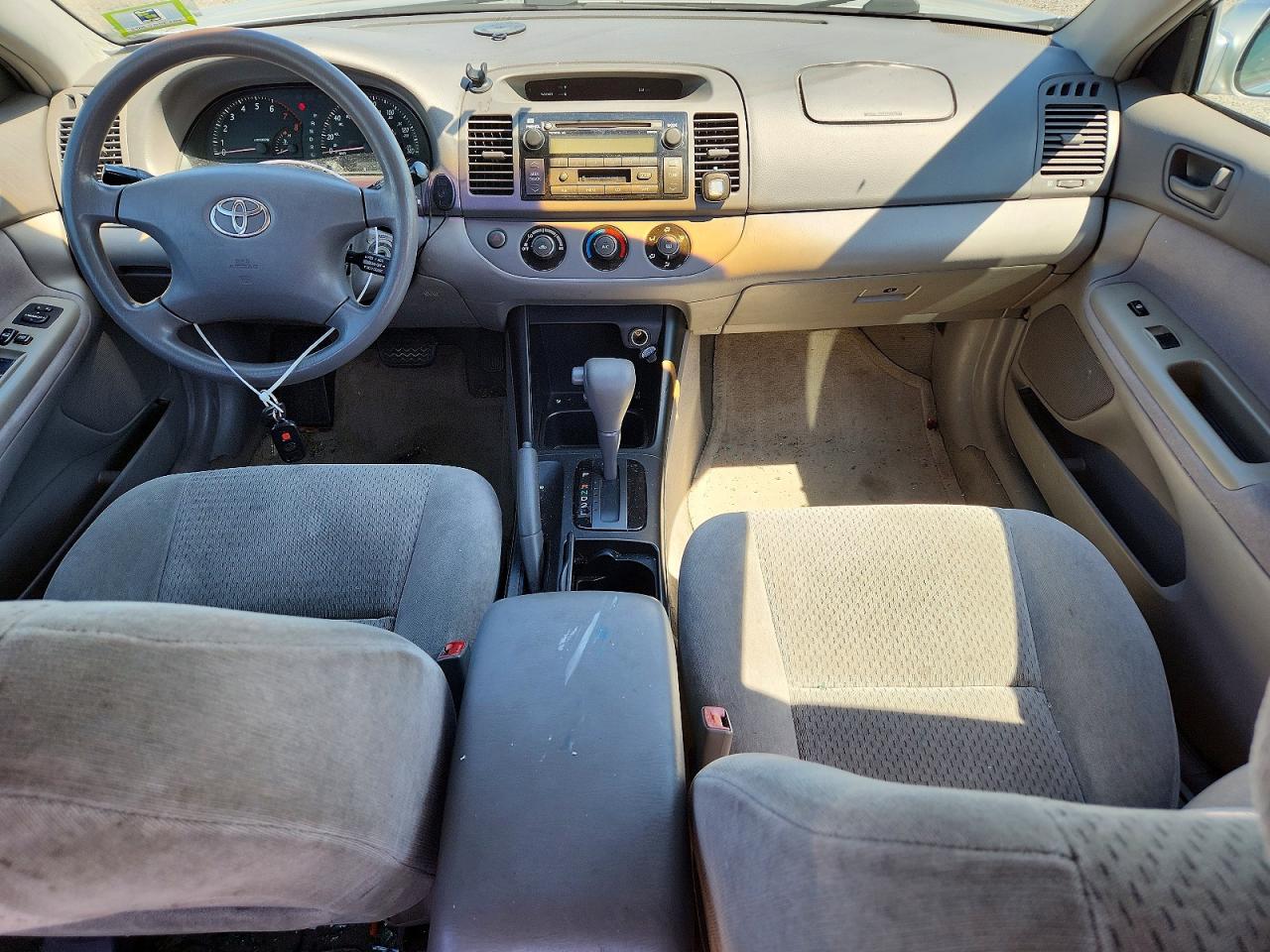 2003 Toyota Camry Le Silver vin: 4T1BE32K73U753348