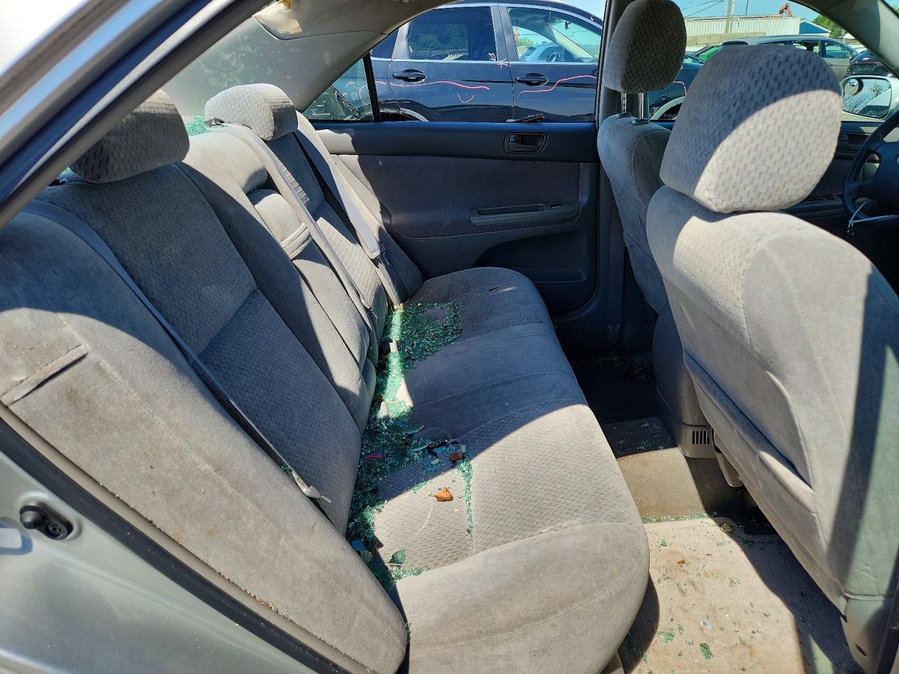 2003 Toyota Camry Le Silver vin: 4T1BE32K73U753348