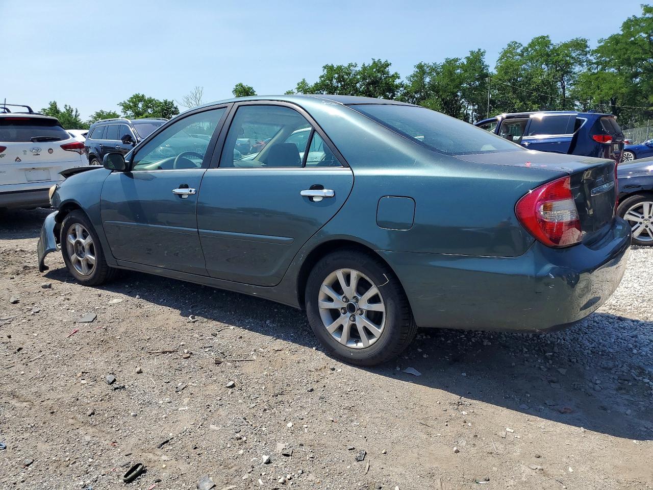 2004 Toyota Camry Le Green vin: 4T1BE32K74U281802