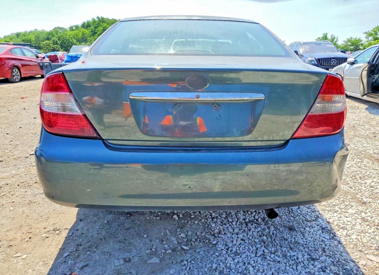 2004 Toyota Camry Le Green vin: 4T1BE32K74U281802