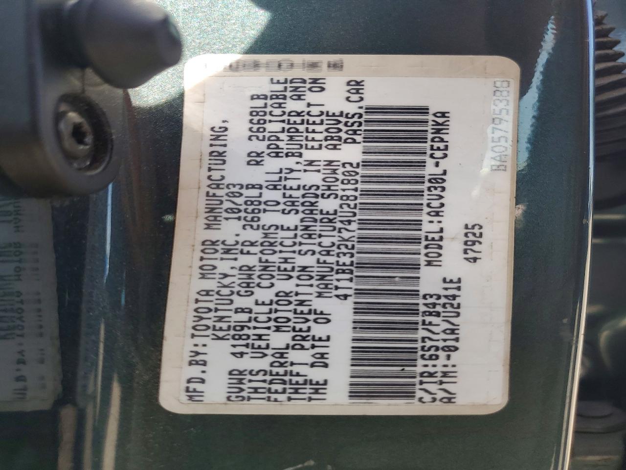 2004 Toyota Camry Le Green vin: 4T1BE32K74U281802