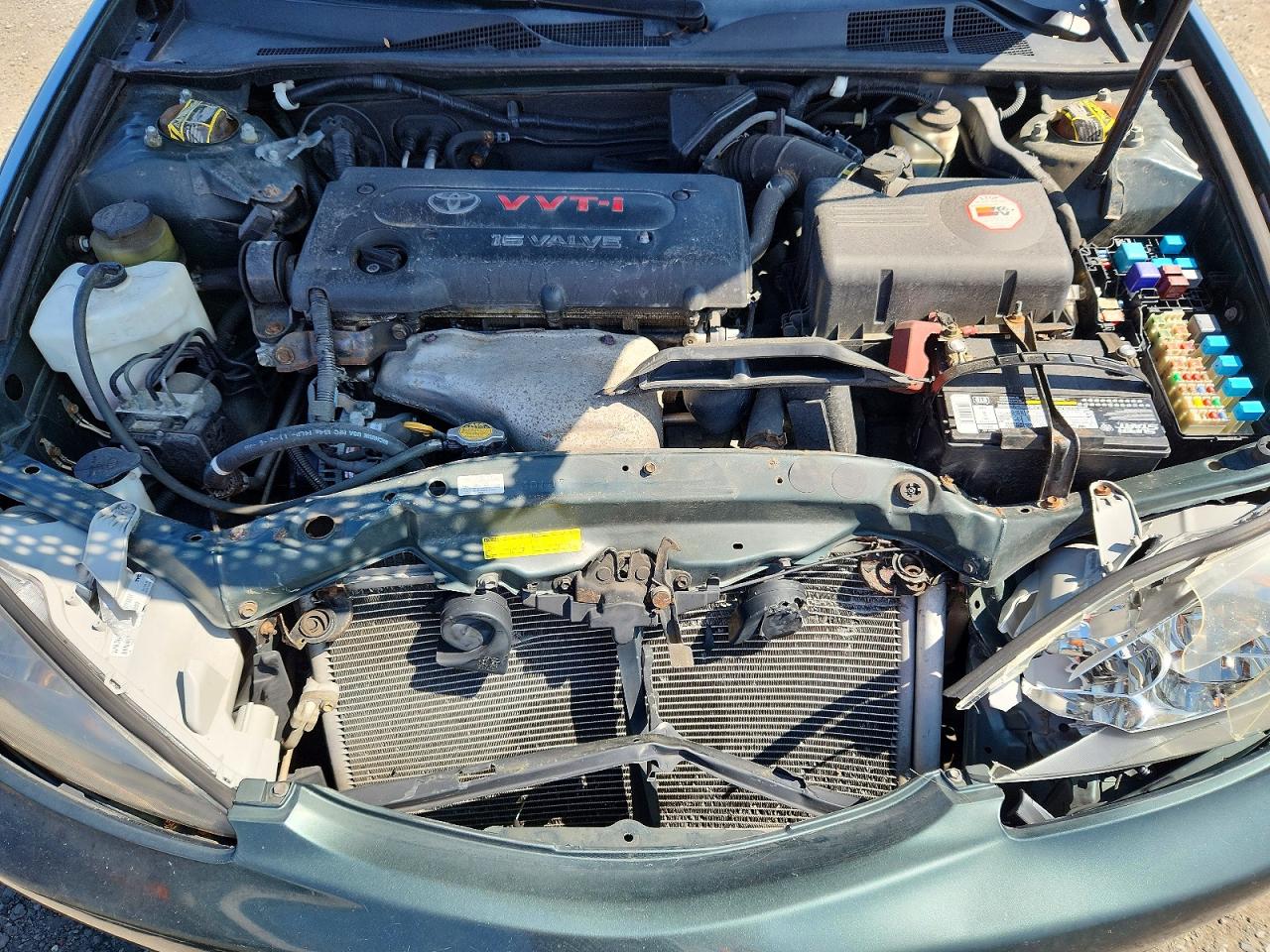 2004 Toyota Camry Le Green vin: 4T1BE32K74U302146