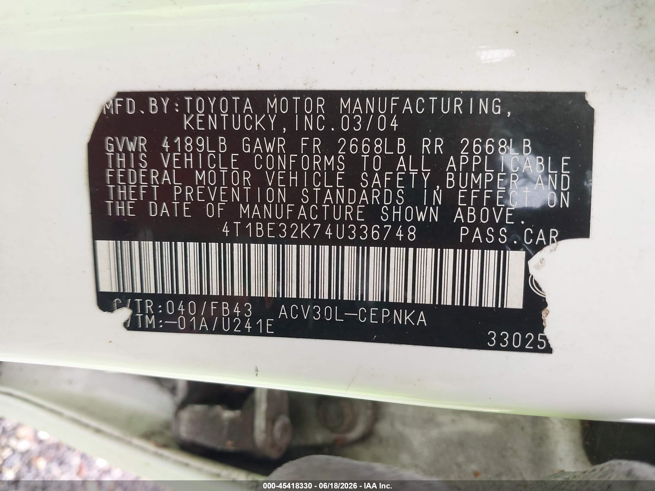 2004 Toyota Camry Le White vin: 4T1BE32K74U336748