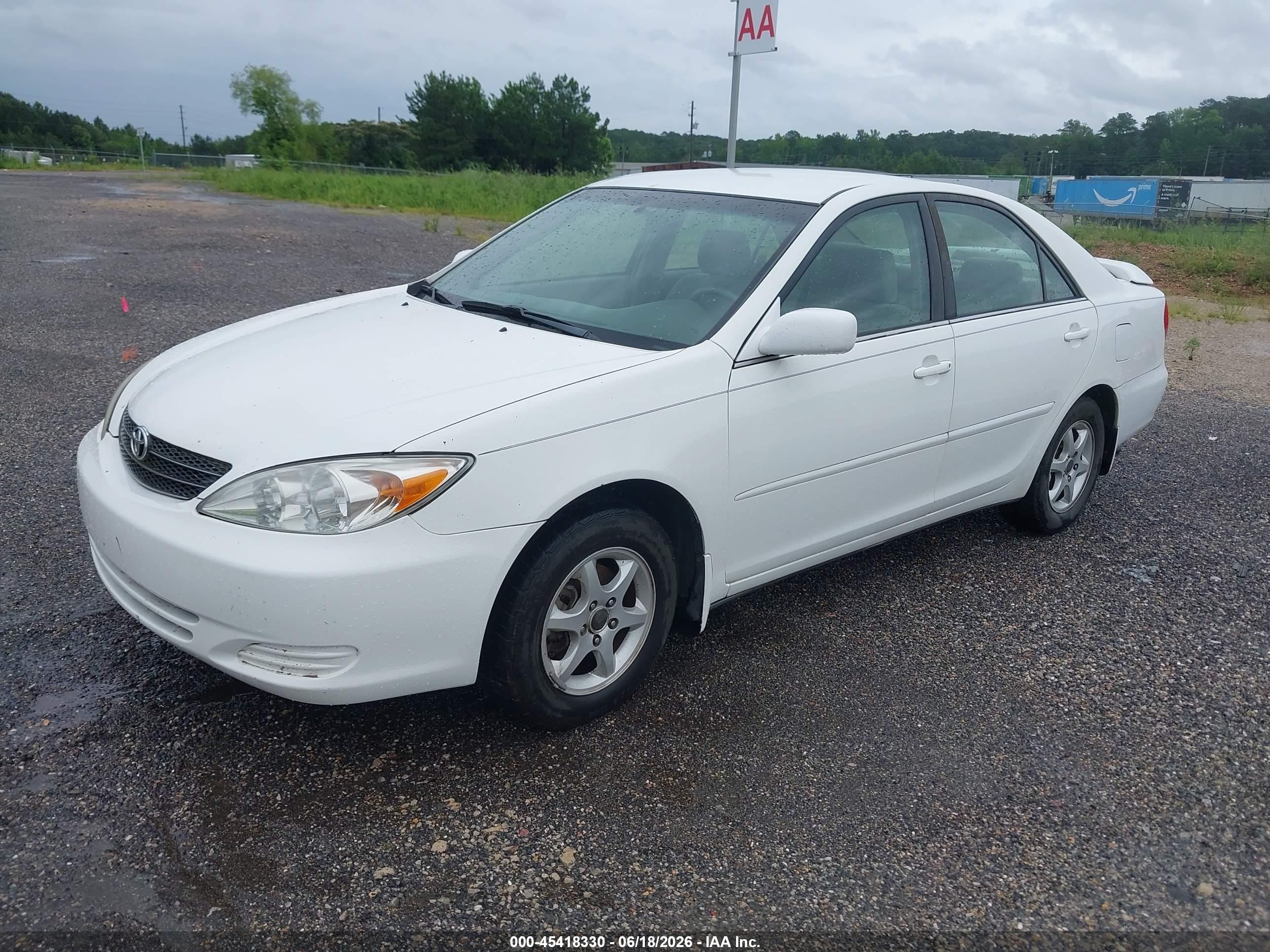 2004 Toyota Camry Le White vin: 4T1BE32K74U336748