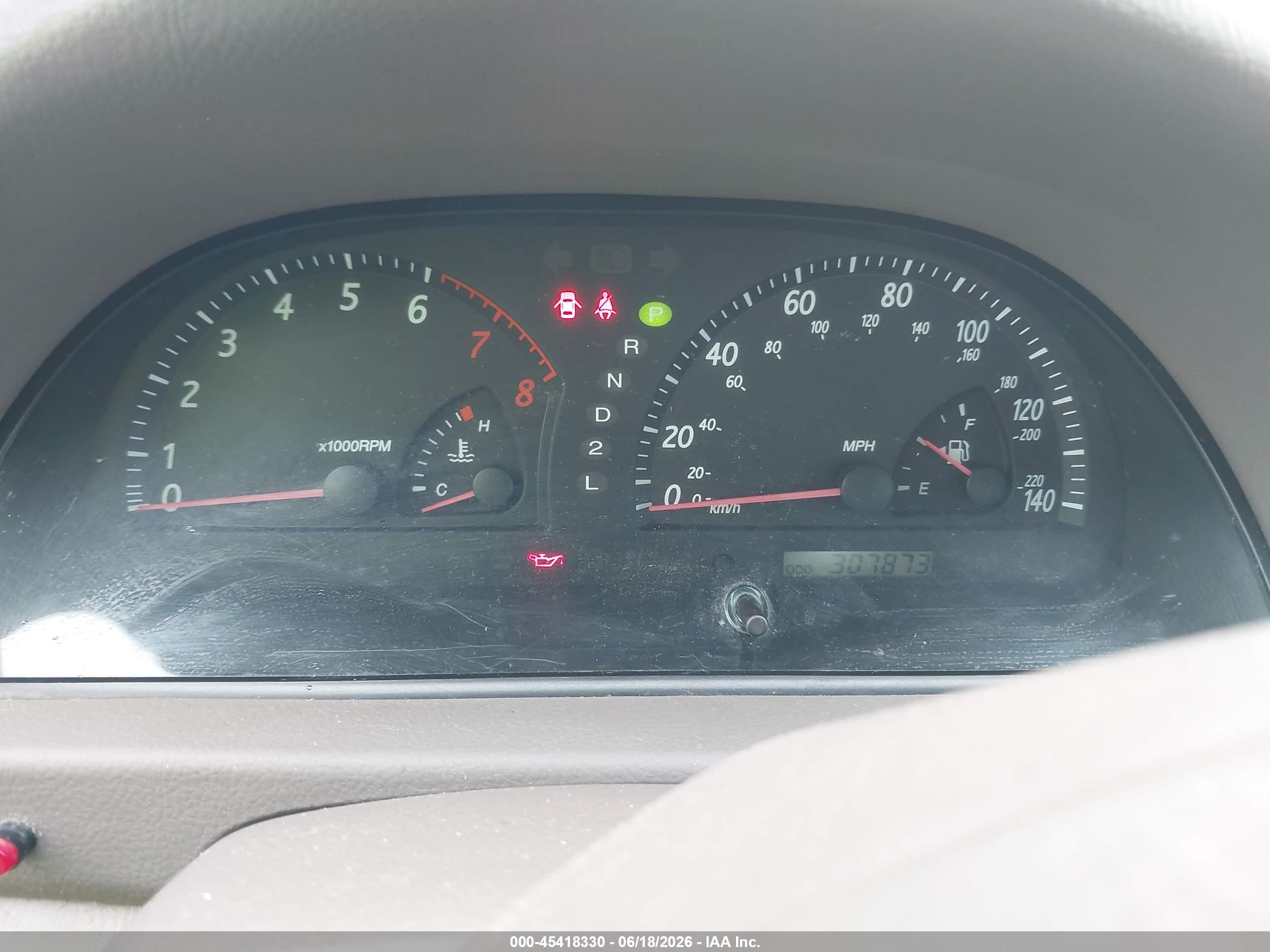 2004 Toyota Camry Le White vin: 4T1BE32K74U336748