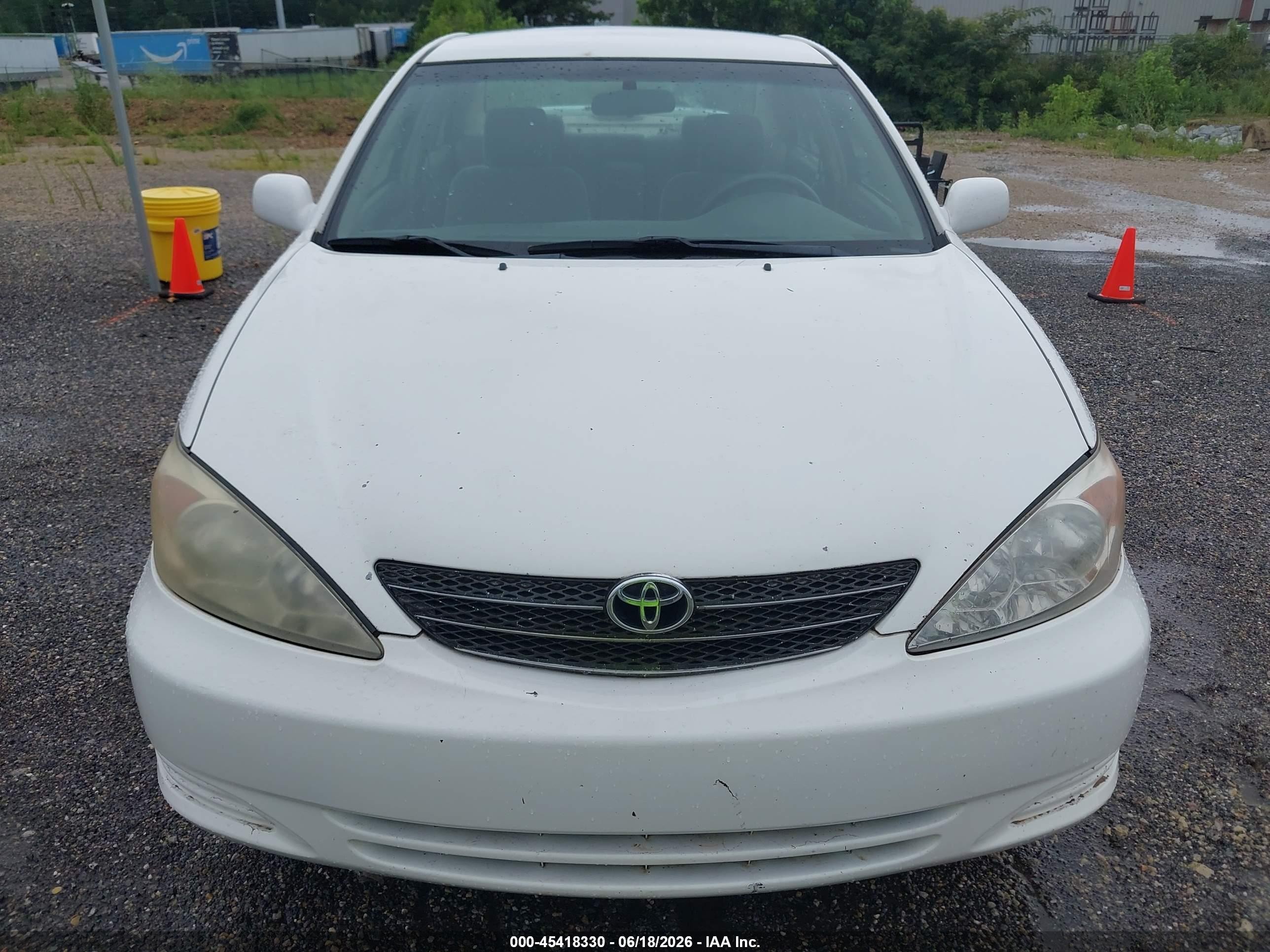 2004 Toyota Camry Le White vin: 4T1BE32K74U336748