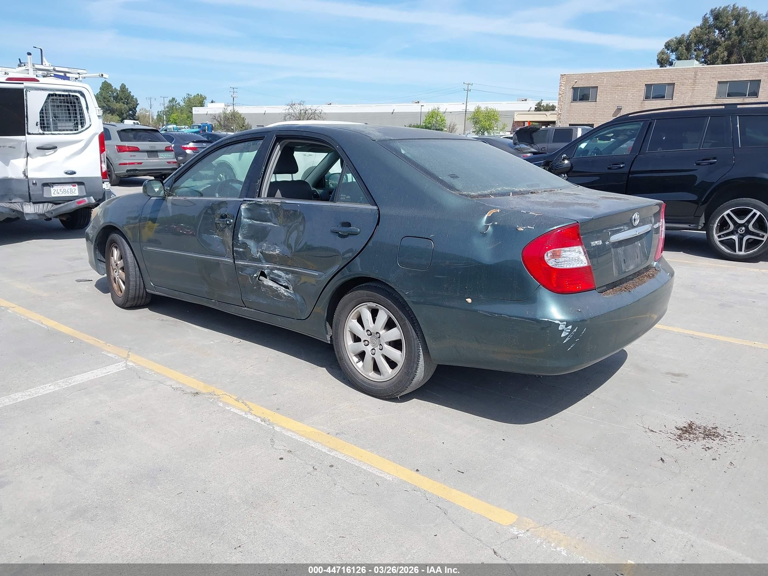 2004 Toyota Camry Xle Green vin: 4T1BE32K74U336930