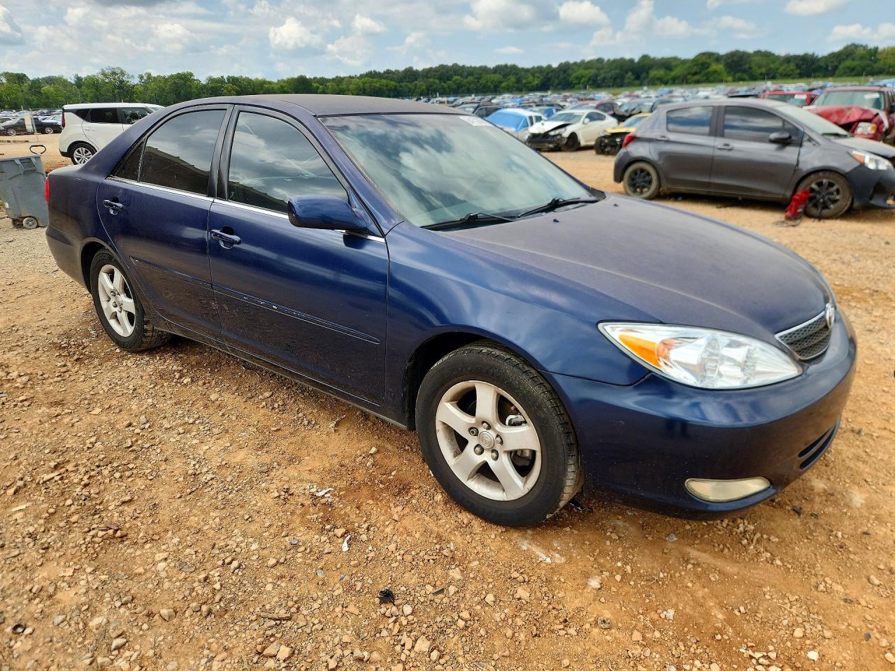 2004 Toyota Camry Xle Blue vin: 4T1BE32K74U362993