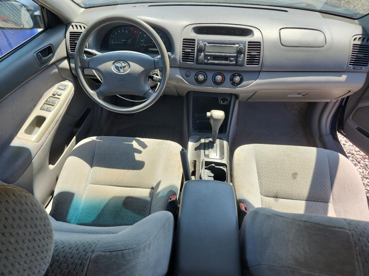 2004 Toyota Camry Le Blue vin: 4T1BE32K74U371452