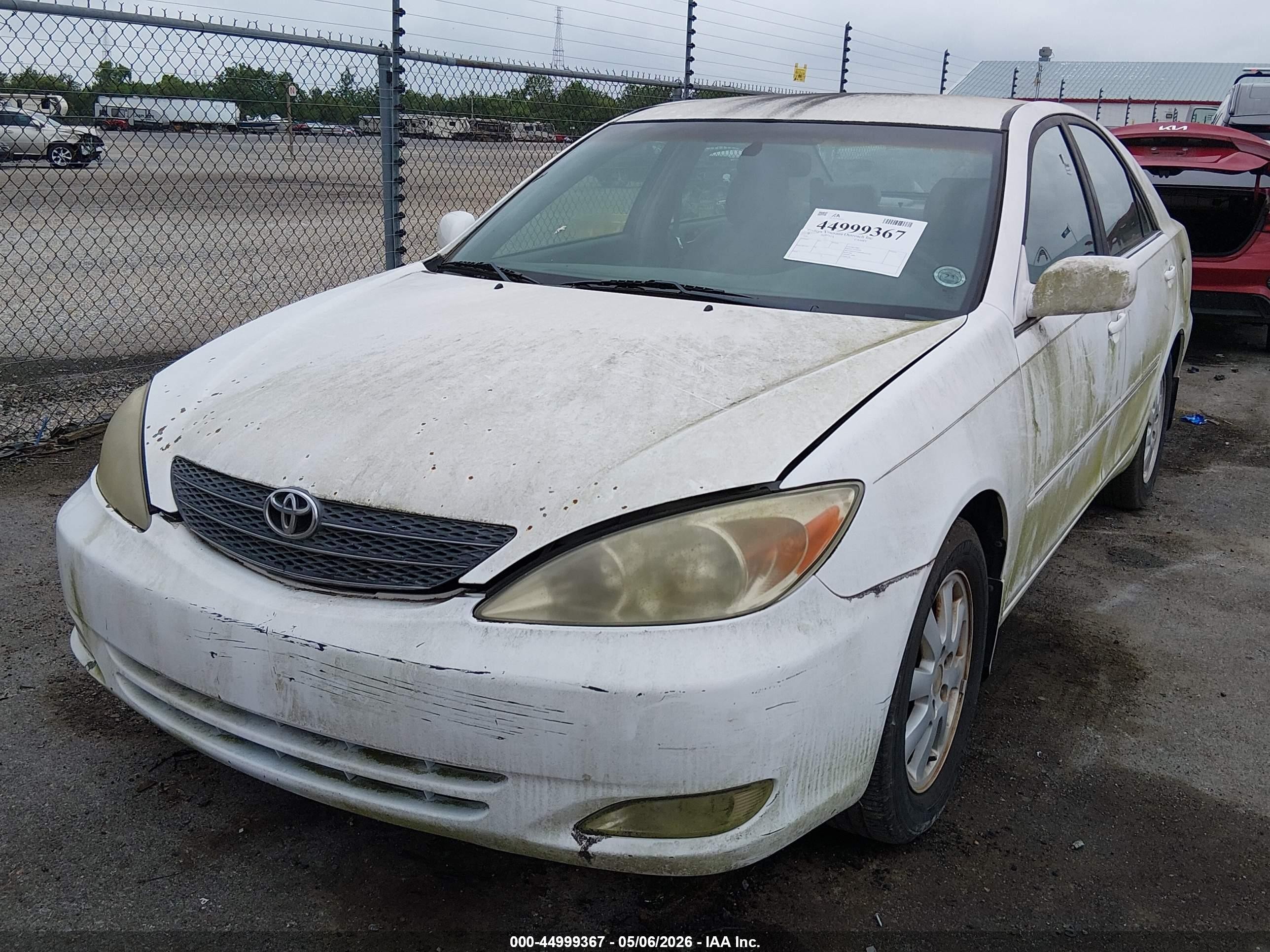 2004 Toyota Camry Le/xle/se Белый vin: 4T1BE32K74U373766