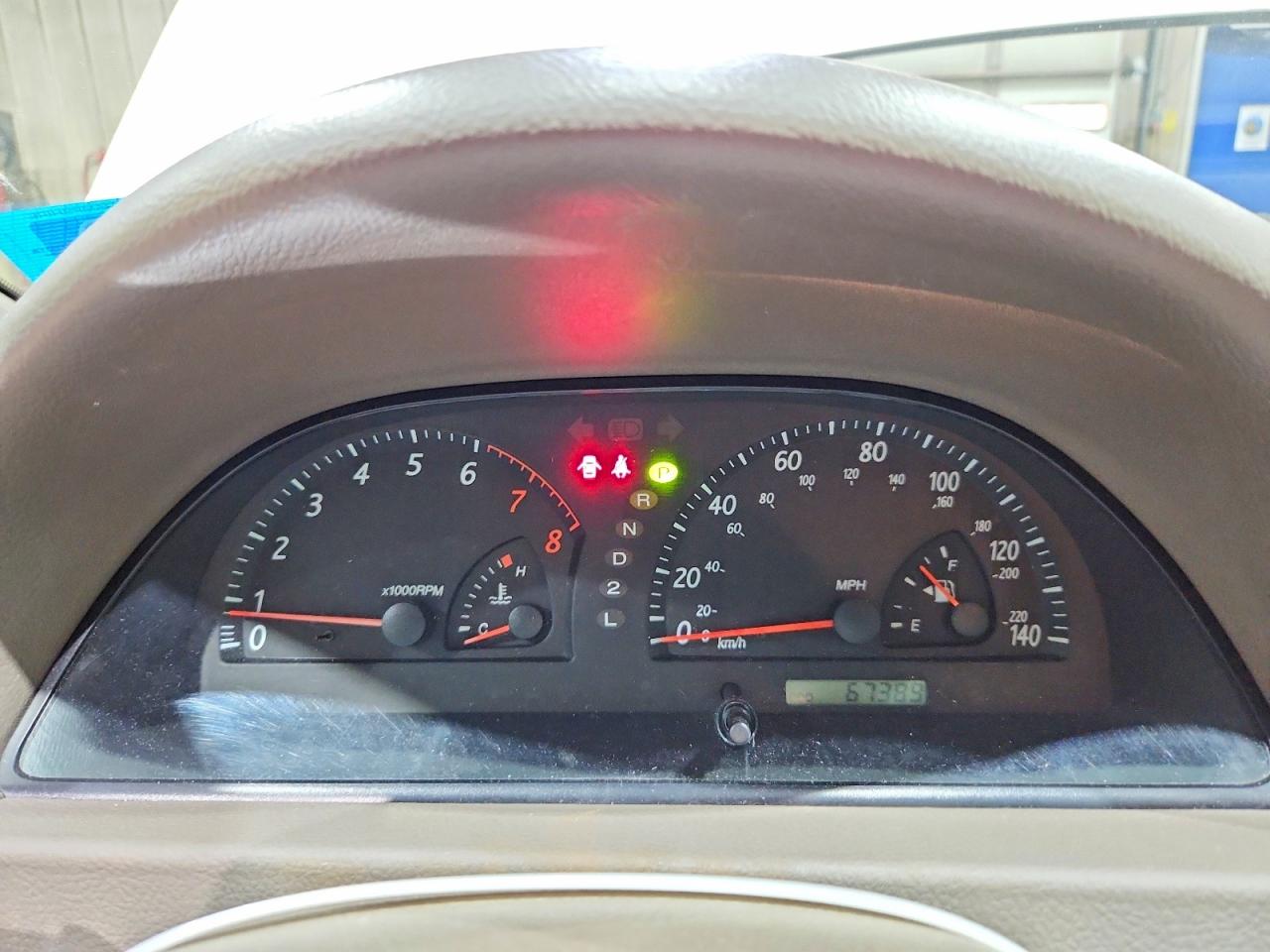 2004 Toyota Camry Le Cream vin: 4T1BE32K74U826803