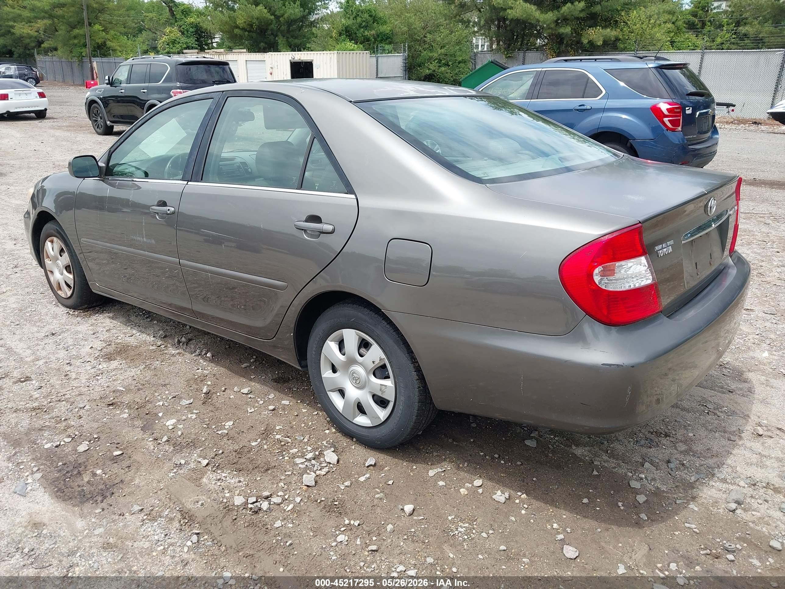 2004 Toyota Camry Le Серый vin: 4T1BE32K74U927534