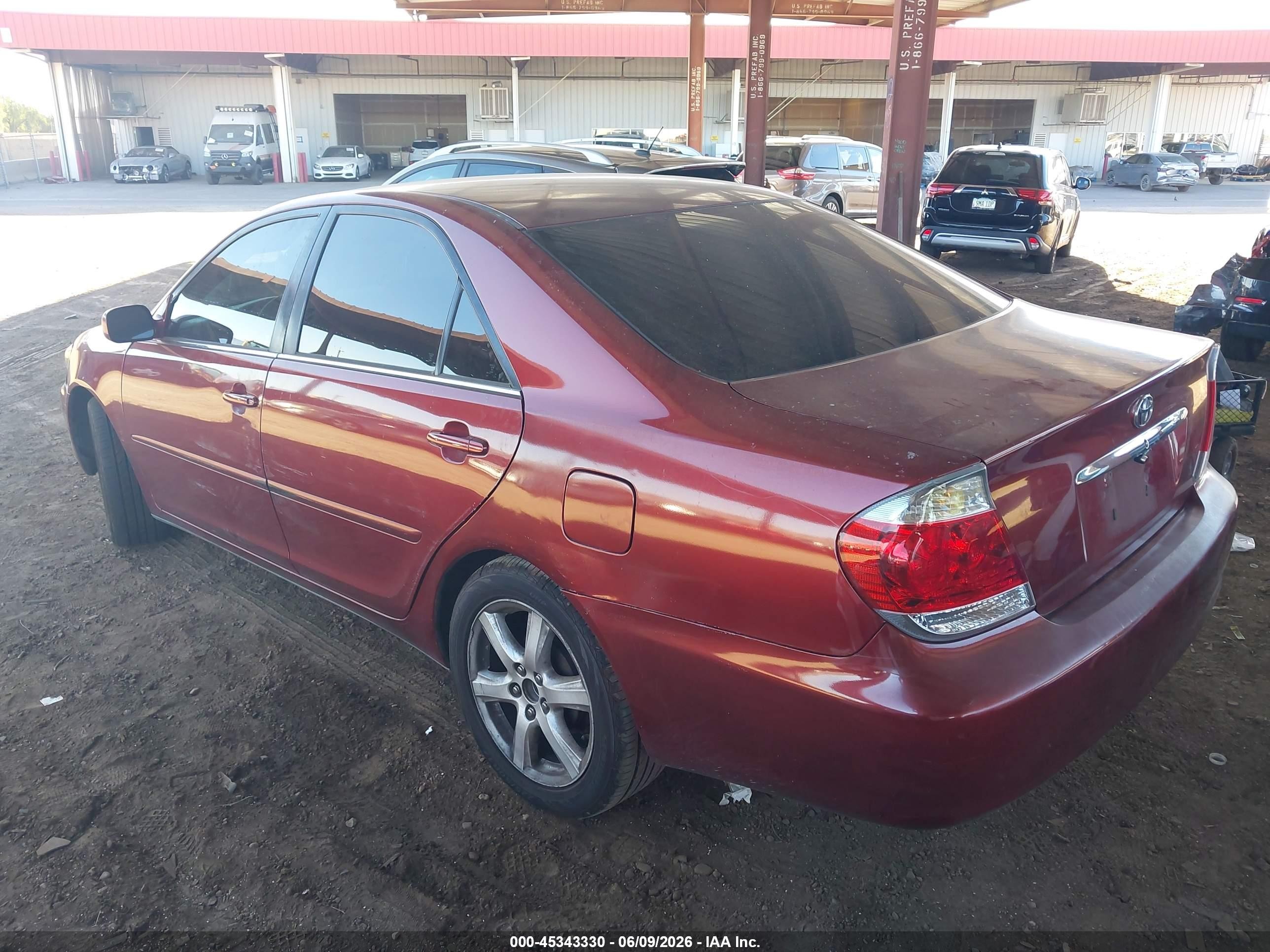 2005 Toyota Camry Le Темно-бордовый vin: 4T1BE32K75U016170
