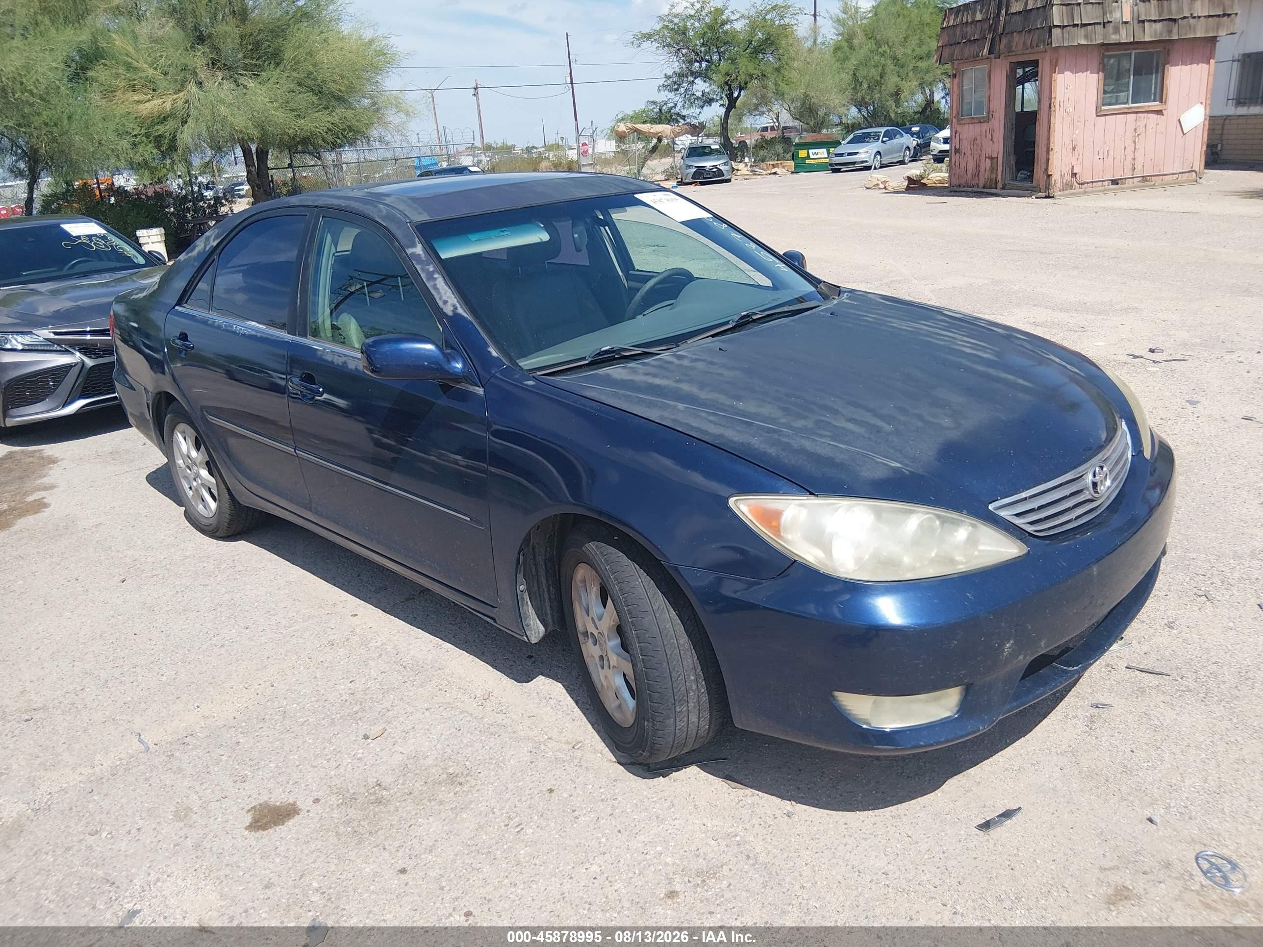2005 Toyota Camry Xle Blue vin: 4T1BE32K75U076272