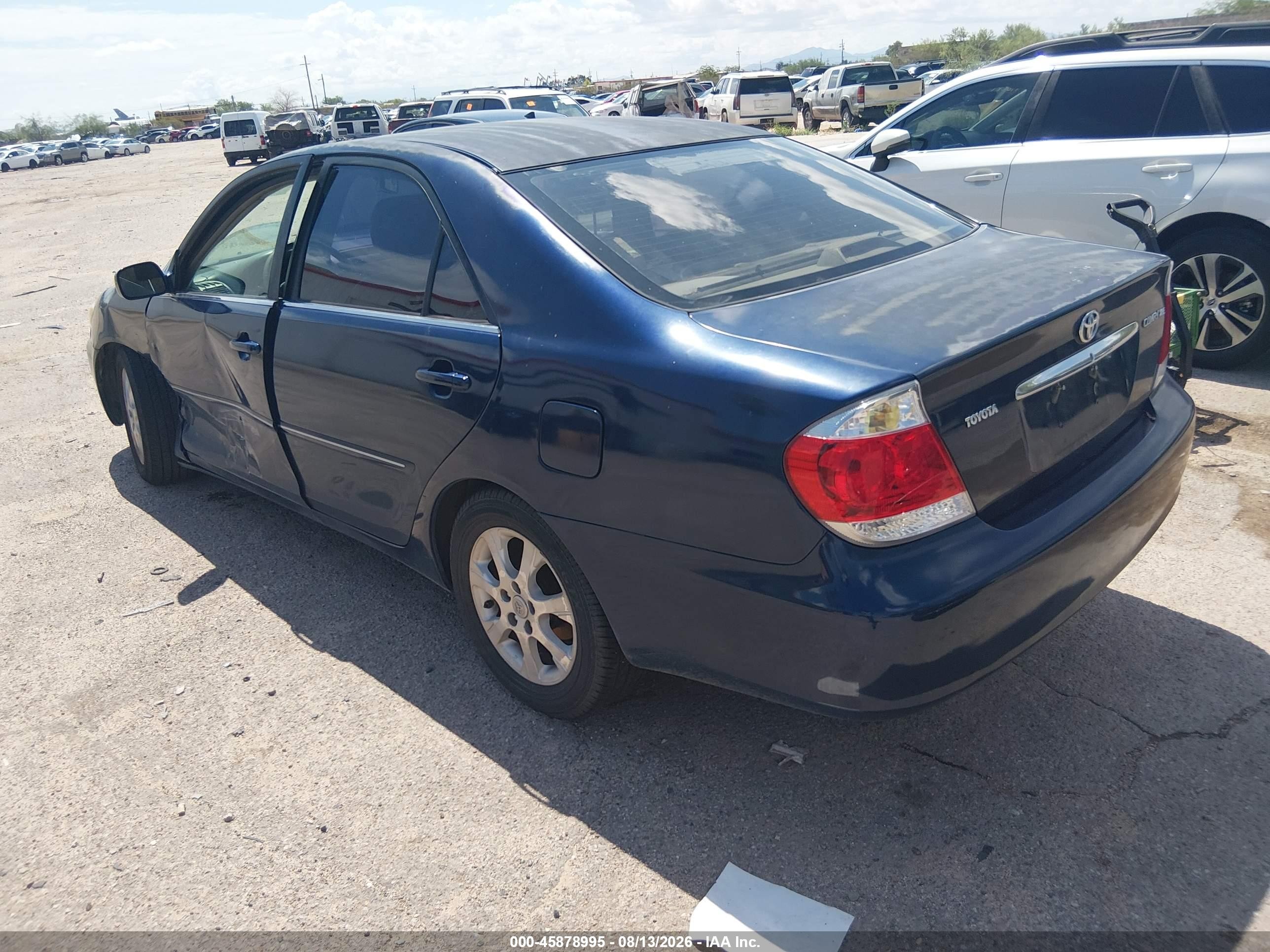 2005 Toyota Camry Xle Blue vin: 4T1BE32K75U076272