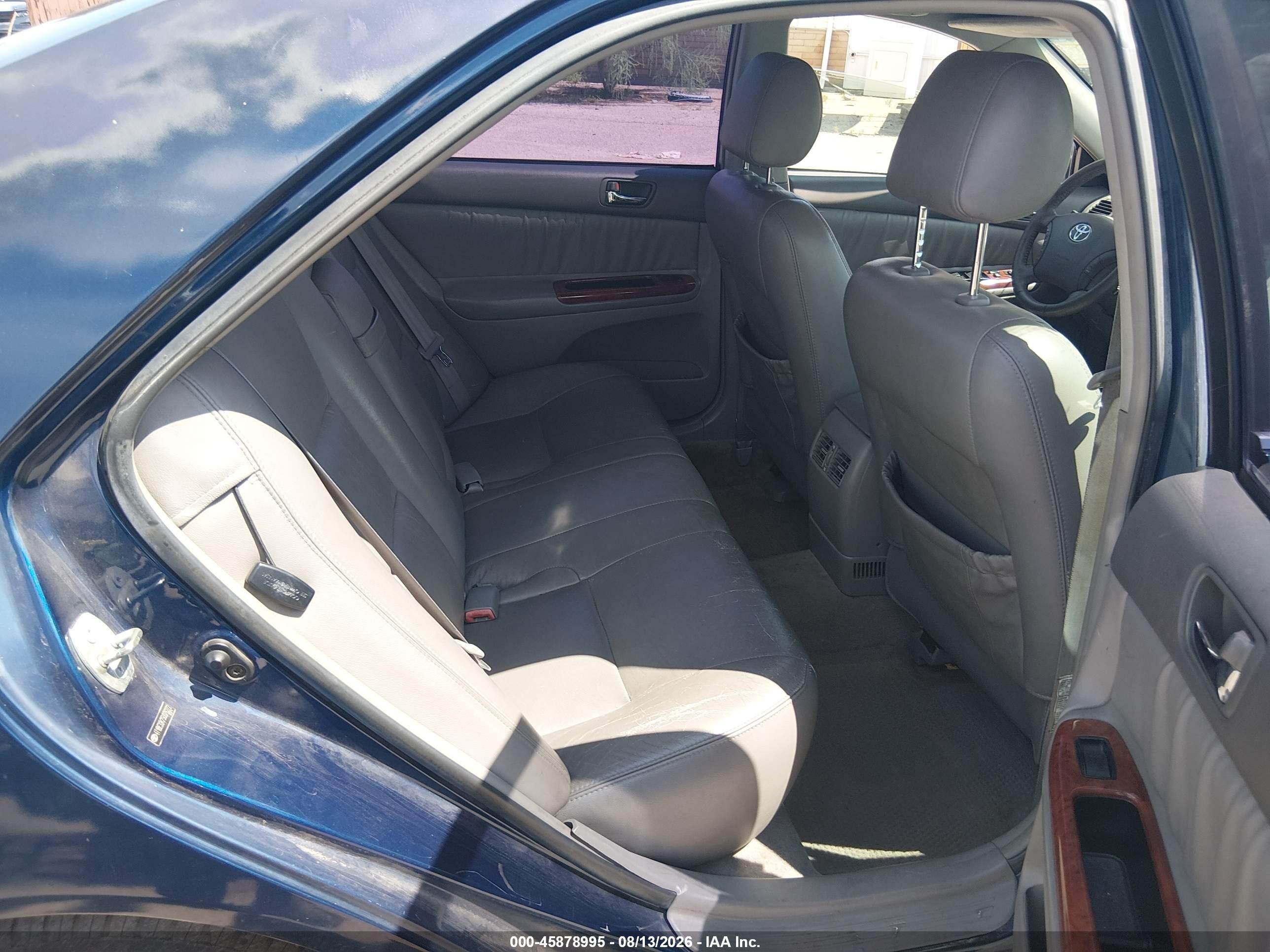 2005 Toyota Camry Xle Blue vin: 4T1BE32K75U076272