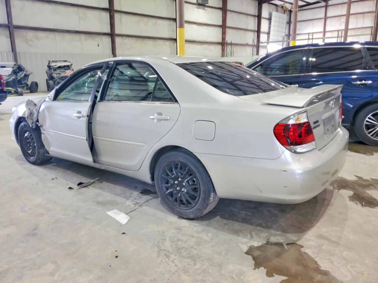 2005 Toyota Camry Se Silver vin: 4T1BE32K75U077650