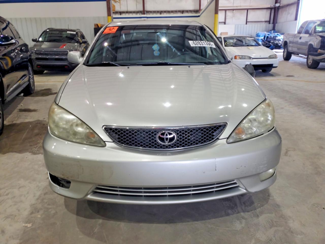 2005 Toyota Camry Se Silver vin: 4T1BE32K75U077650