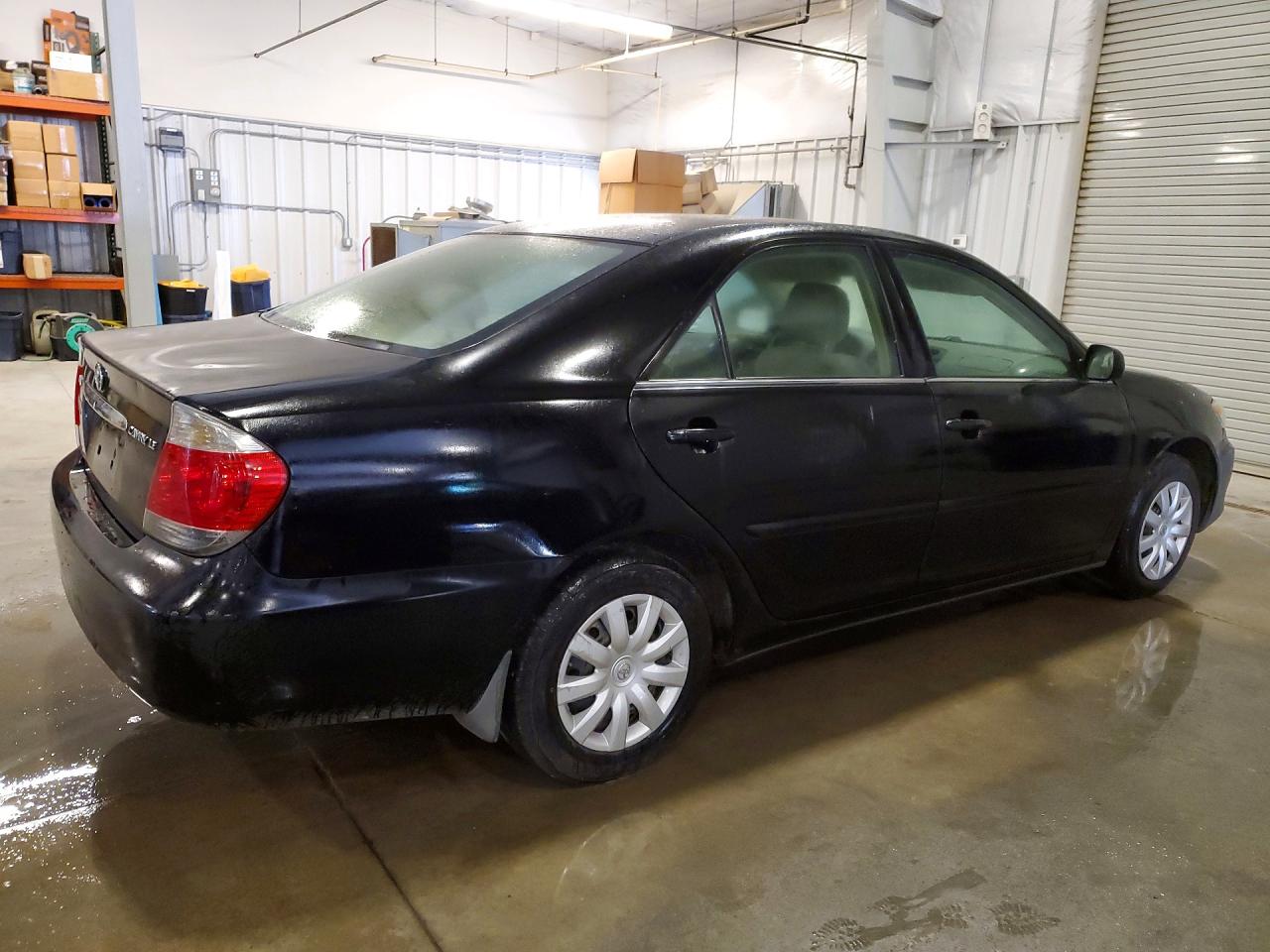2005 Toyota Camry Le Black vin: 4T1BE32K75U091774