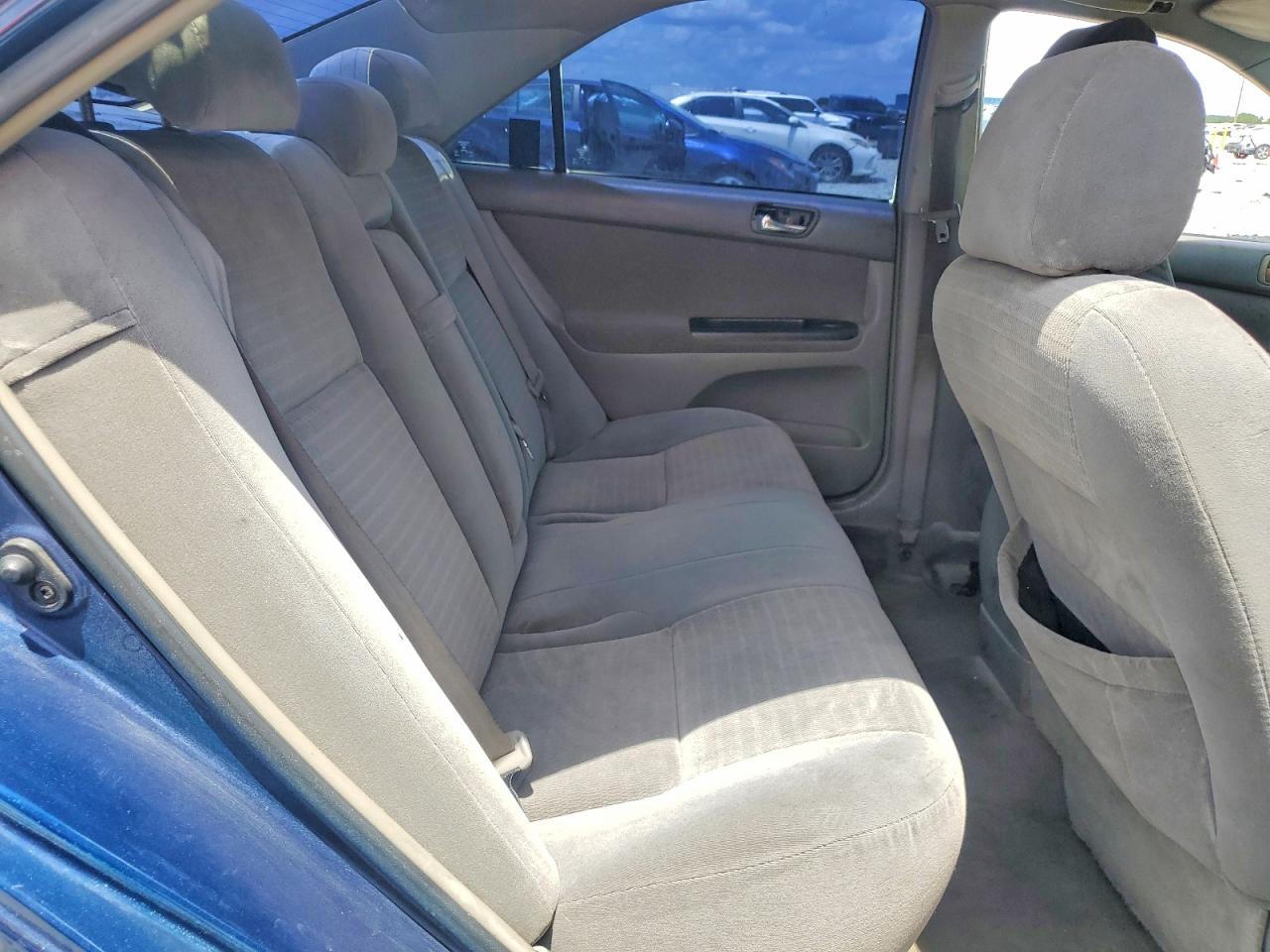 2005 Toyota Camry Le Синий vin: 4T1BE32K75U102451